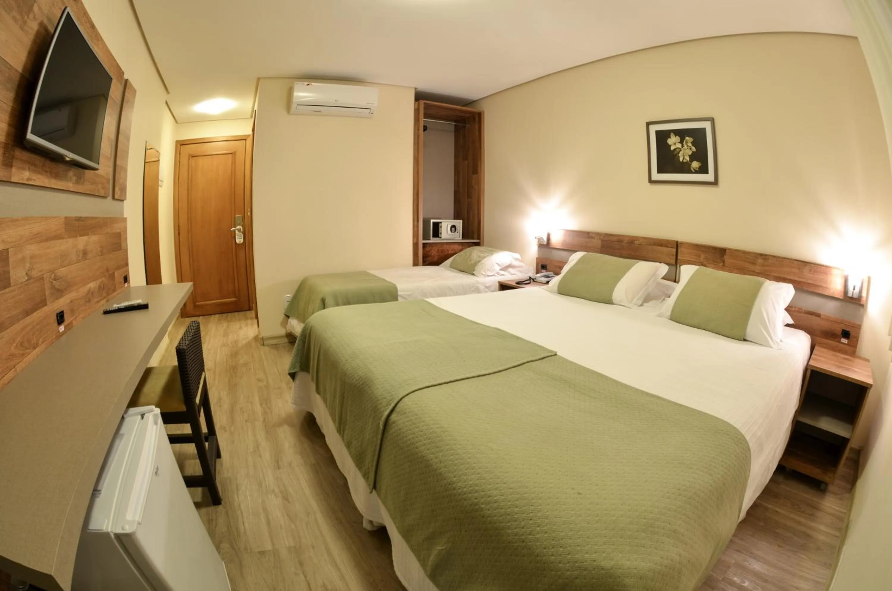 Bed in Hotel Renascença