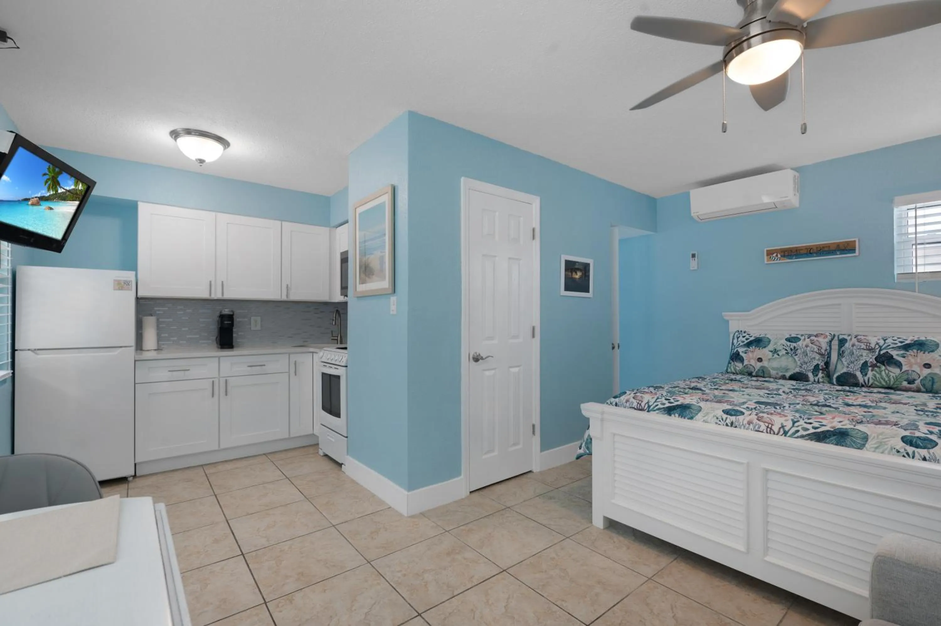 A Beach Retreat on Casey Key