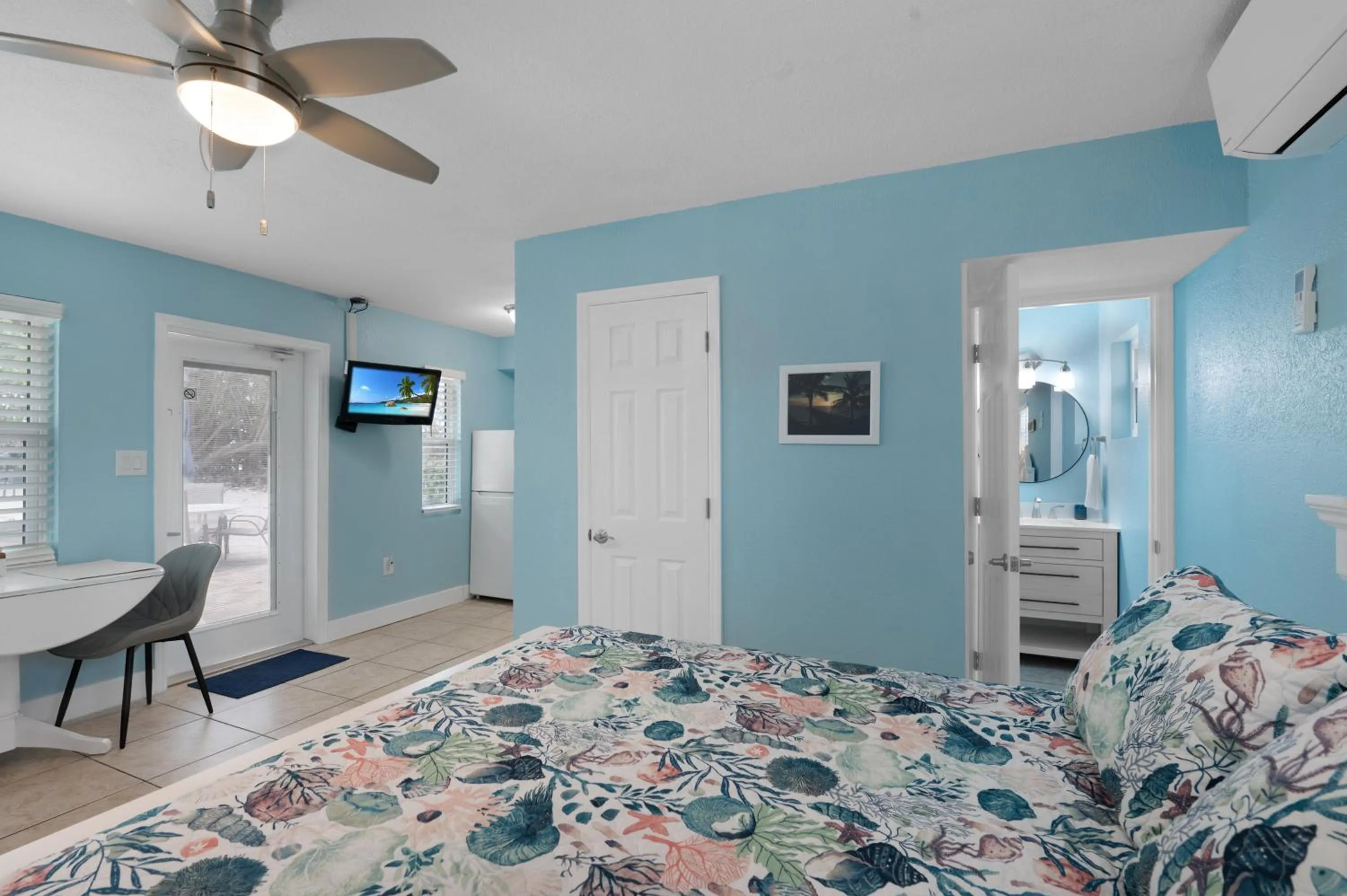 Bed in A Beach Retreat on Casey Key