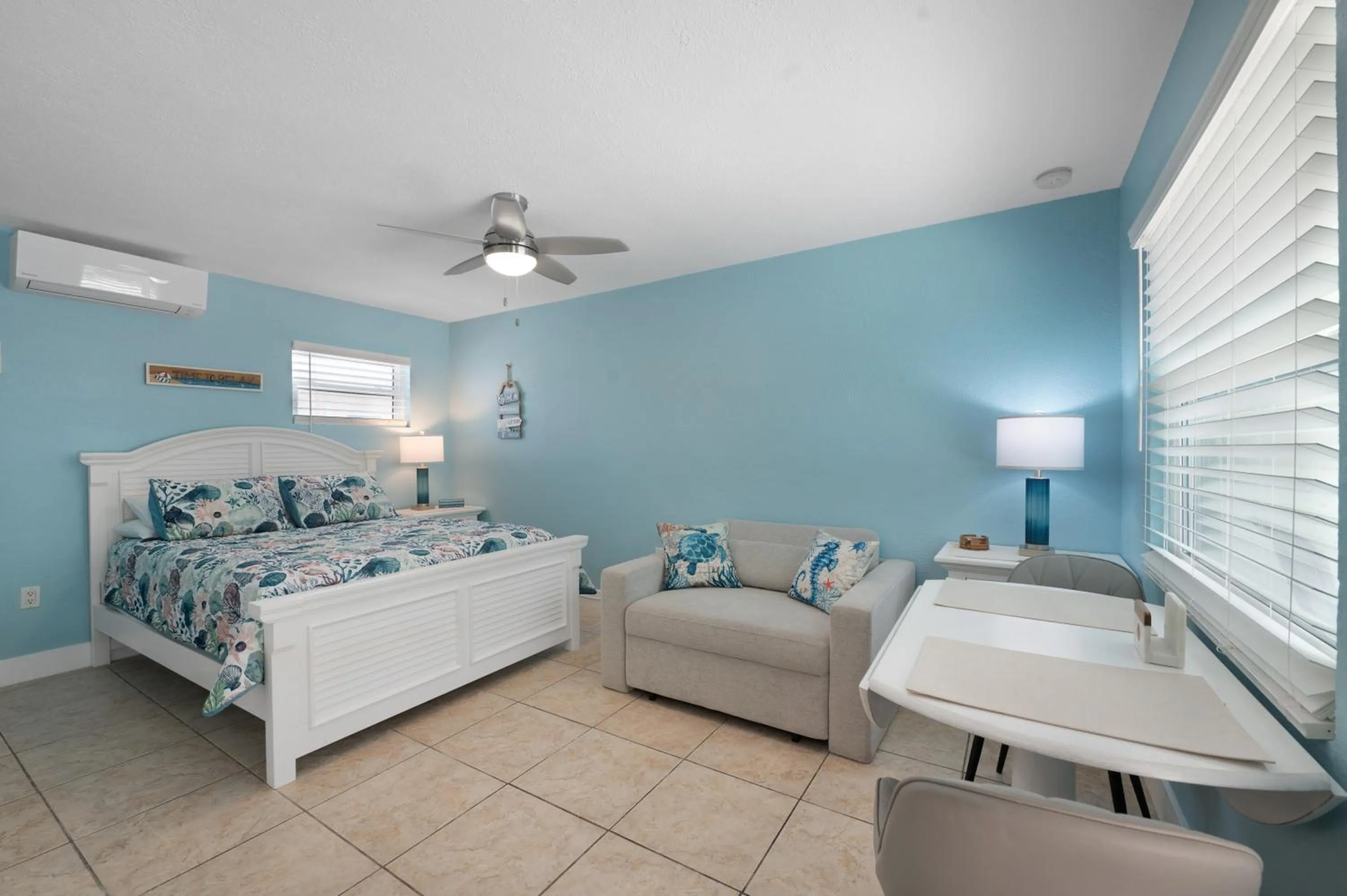 Bed in A Beach Retreat on Casey Key