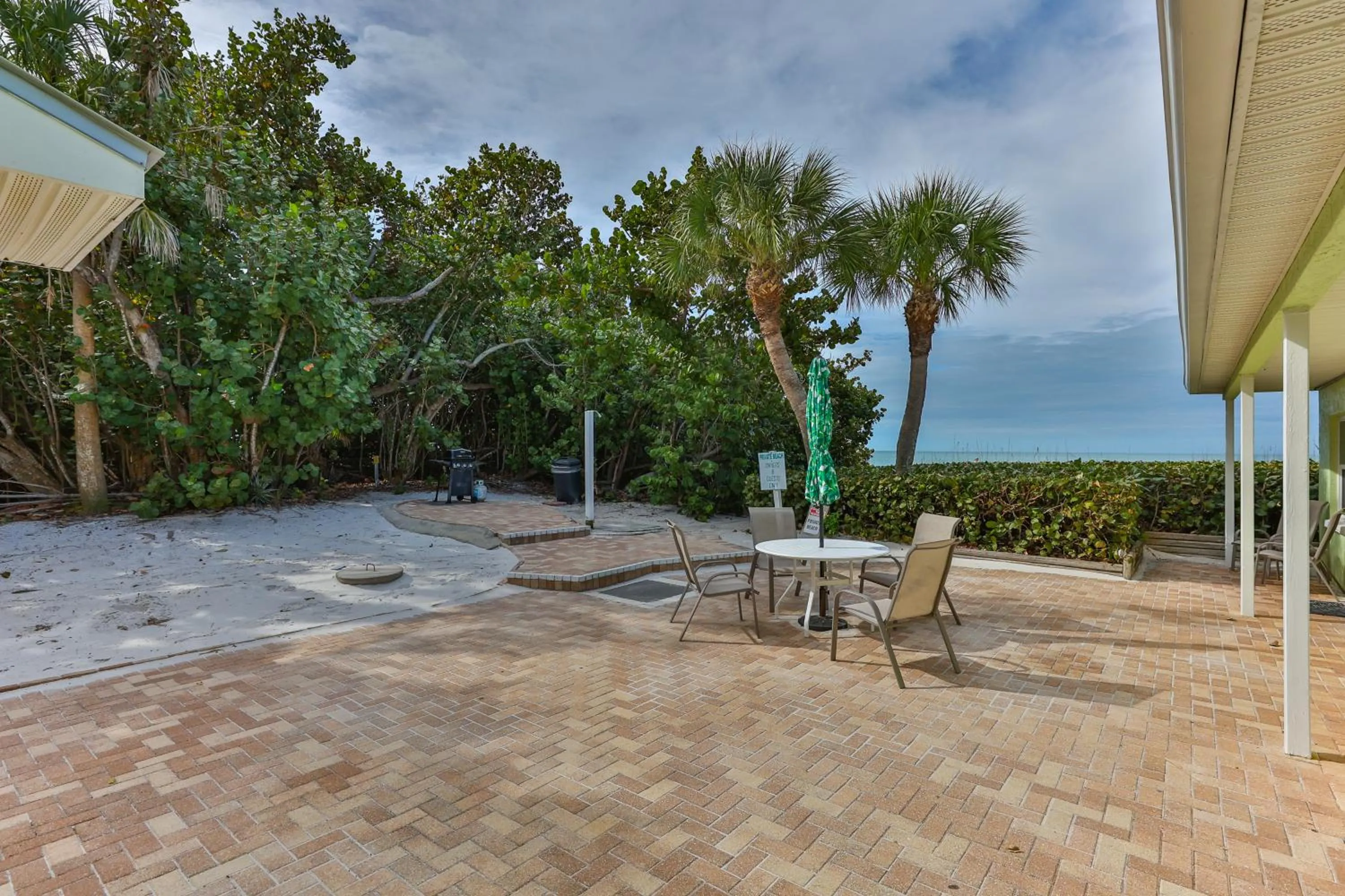A Beach Retreat on Casey Key
