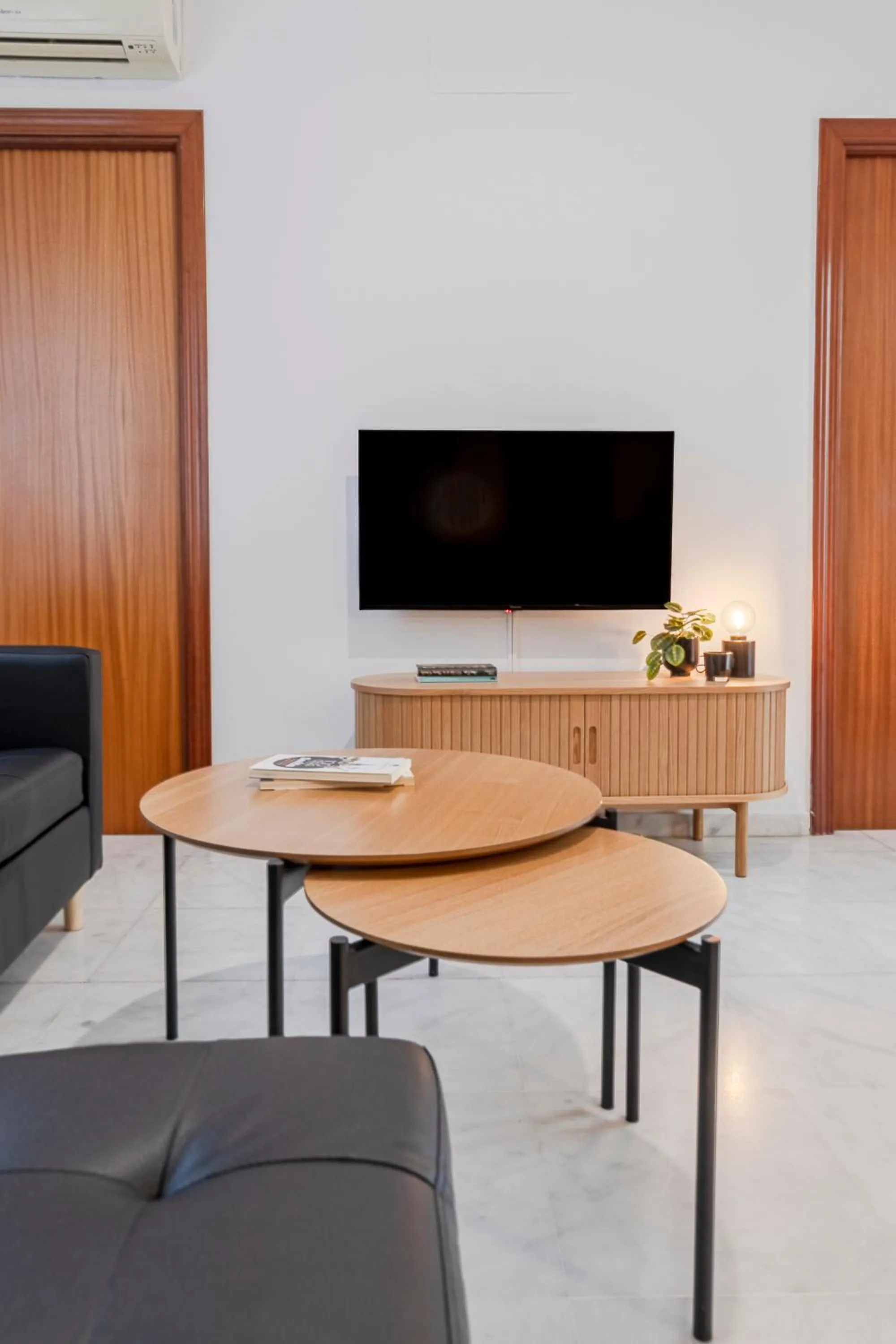 Communal lounge/ TV room in AvantiStays Las Setas, en el corazón de Sevilla y con vistas a La Giralda