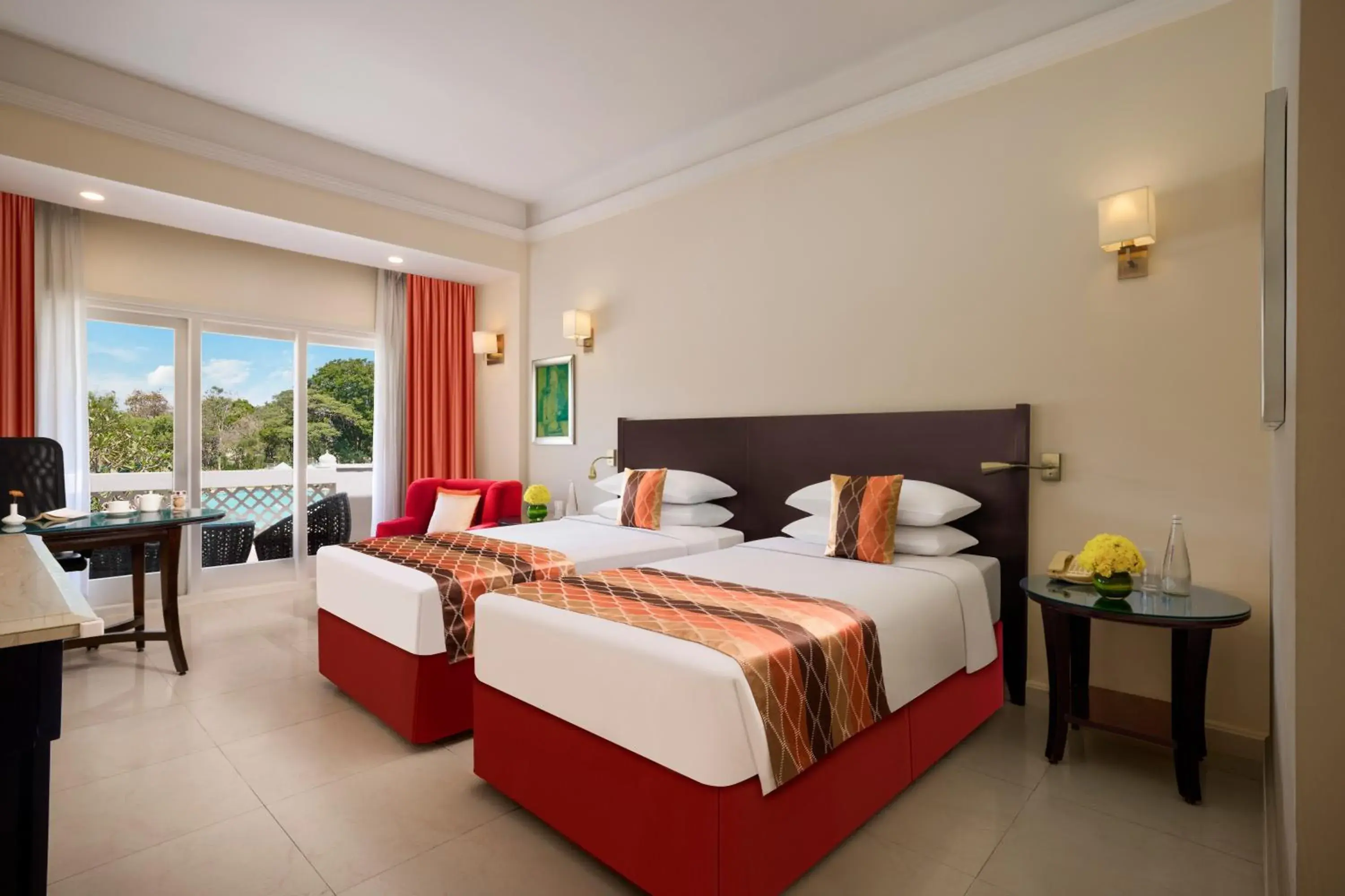 Premium Twin Room with Pool View in Gateway Aurangabad - Chhatrapati Sambhaji Nagar Premium Twin Room with Pool View in Gateway Aurangabad - Chhatrapati Sambhaji Nagar