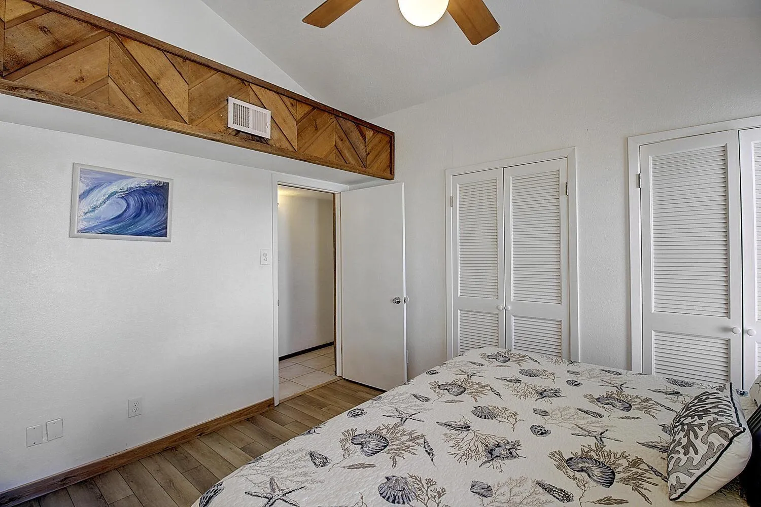 Other, Bed in Titas Sandcastle LC17 Pet Friendly