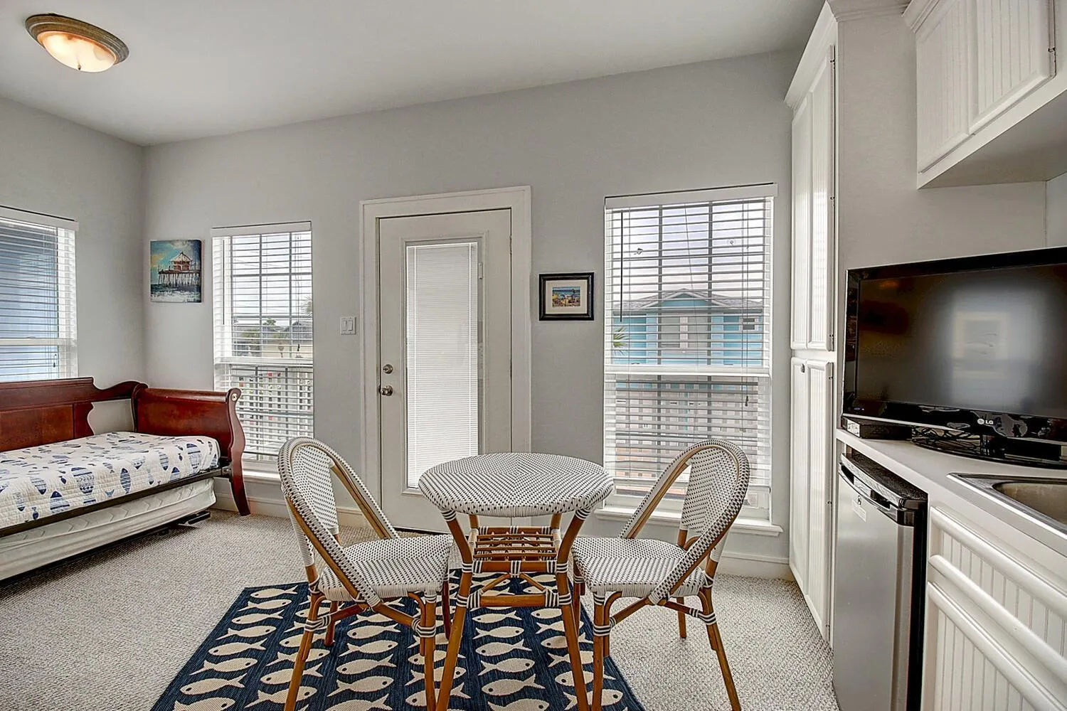 Other in Pelicans Perch VW21