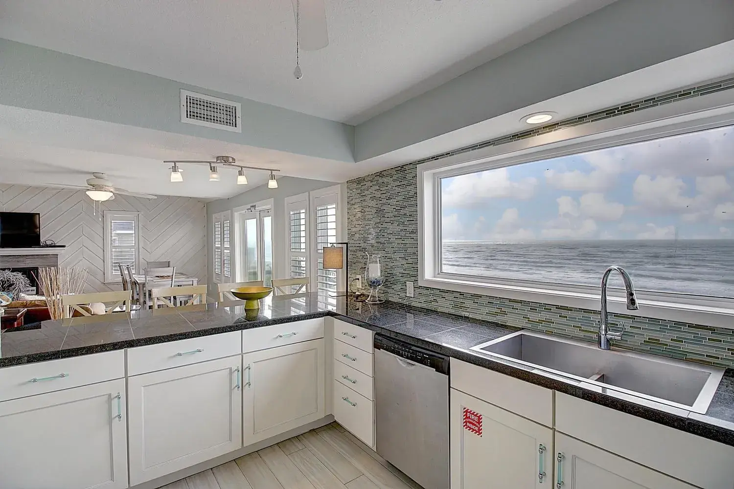 Waters Edge 6LC Waters Edge 6LC