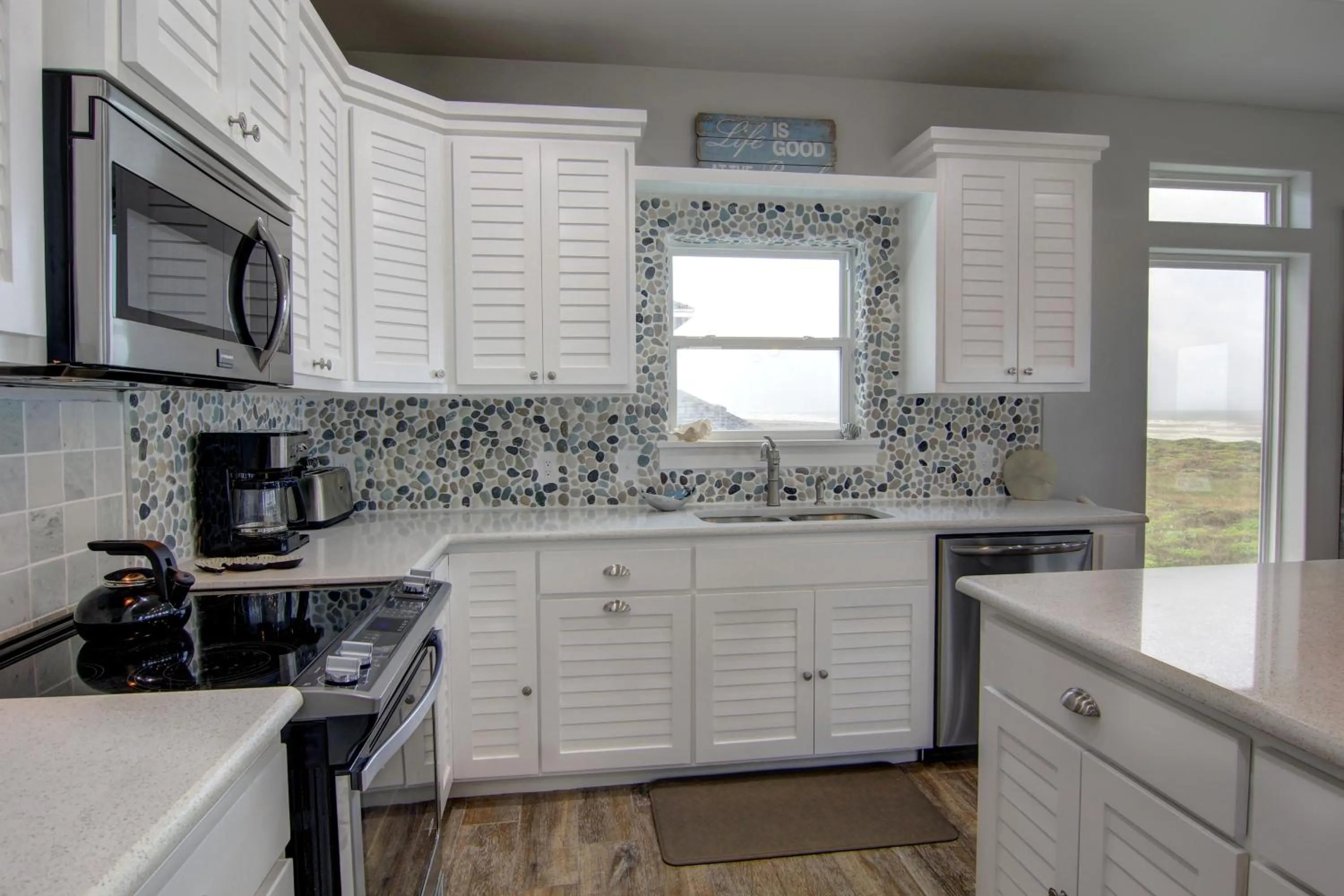 Other in The Pearl of Port A GW108