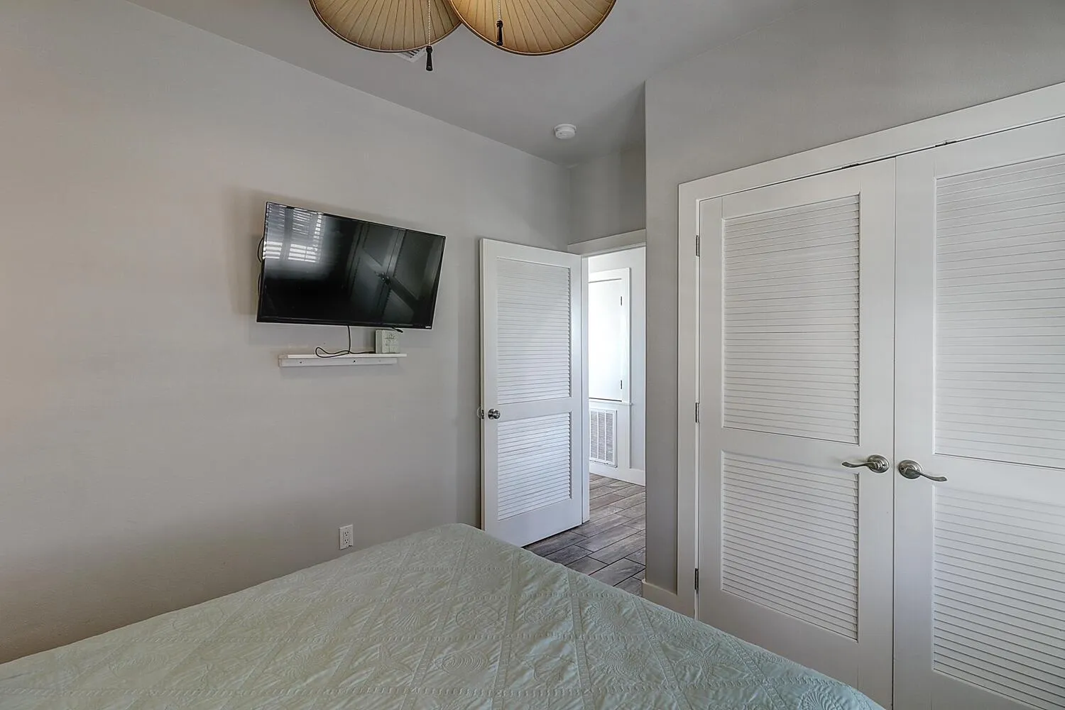 Other, Bed in The Pearl of Port A GW108