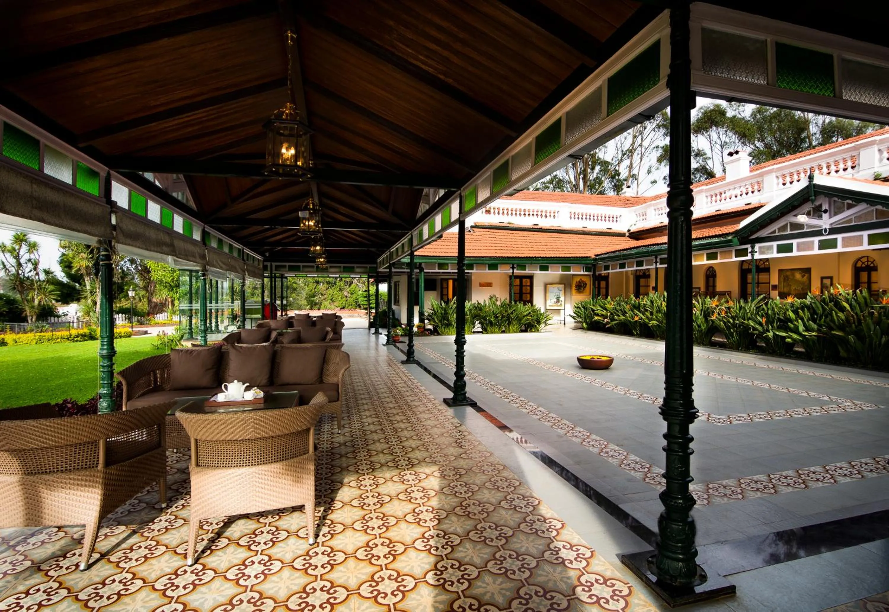 Facade/entrance in Savoy - IHCL SeleQtions