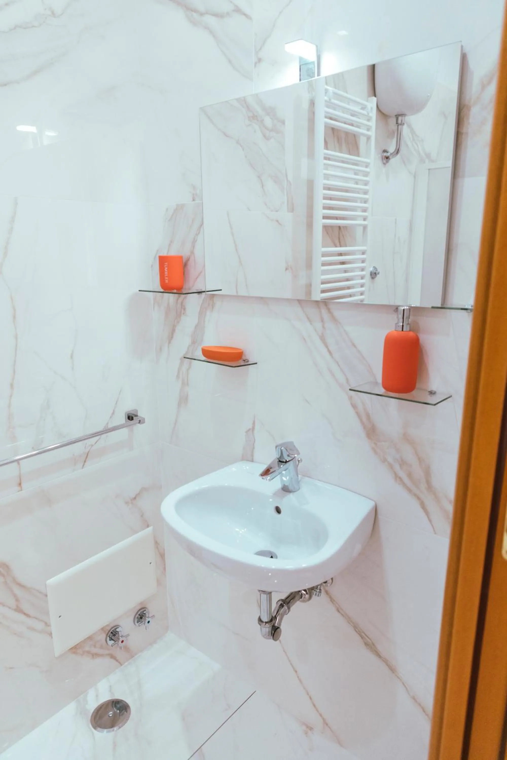 Shower in Relais CuoreNapoletano