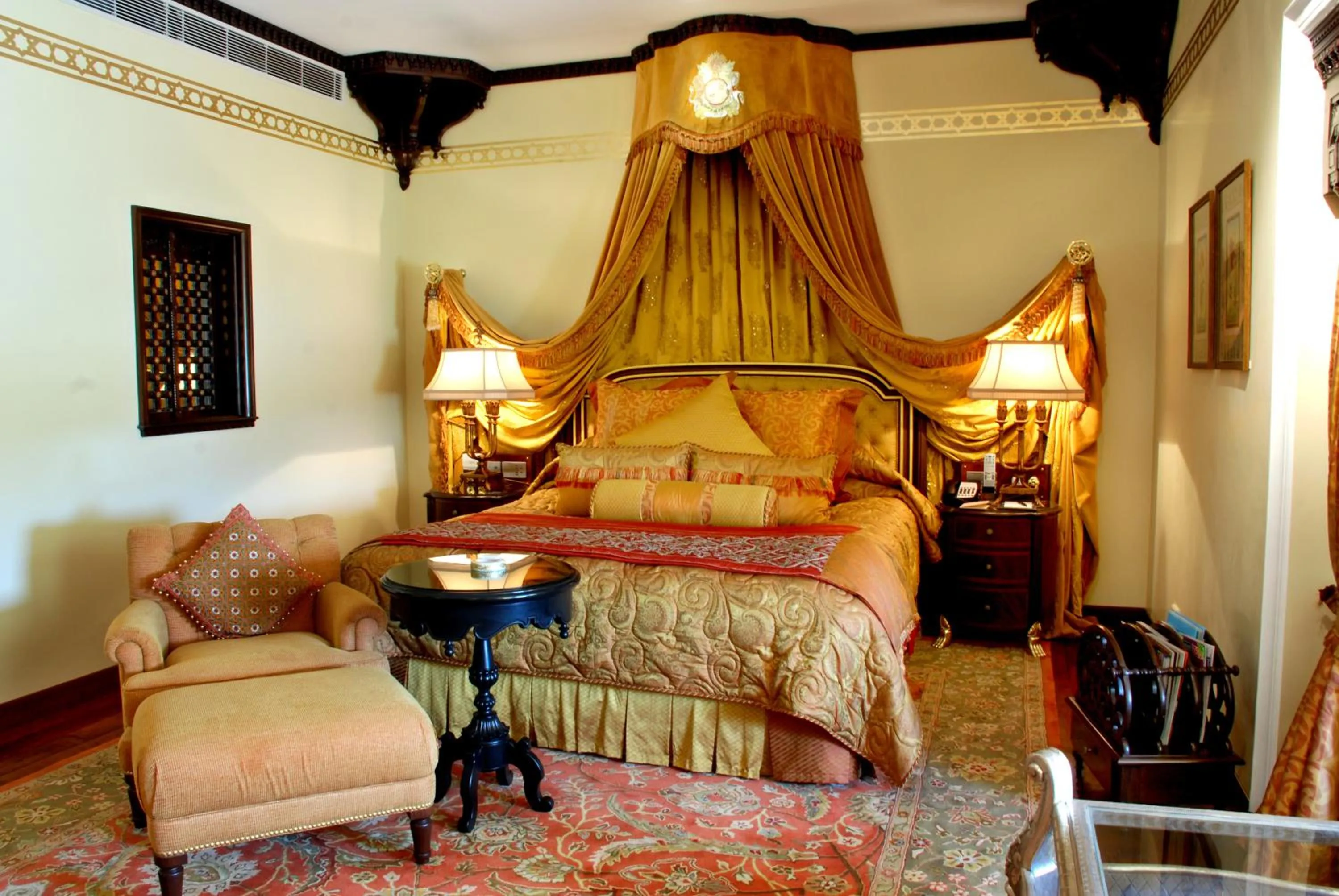 Photo of the whole room, Bed in Rambagh Palace