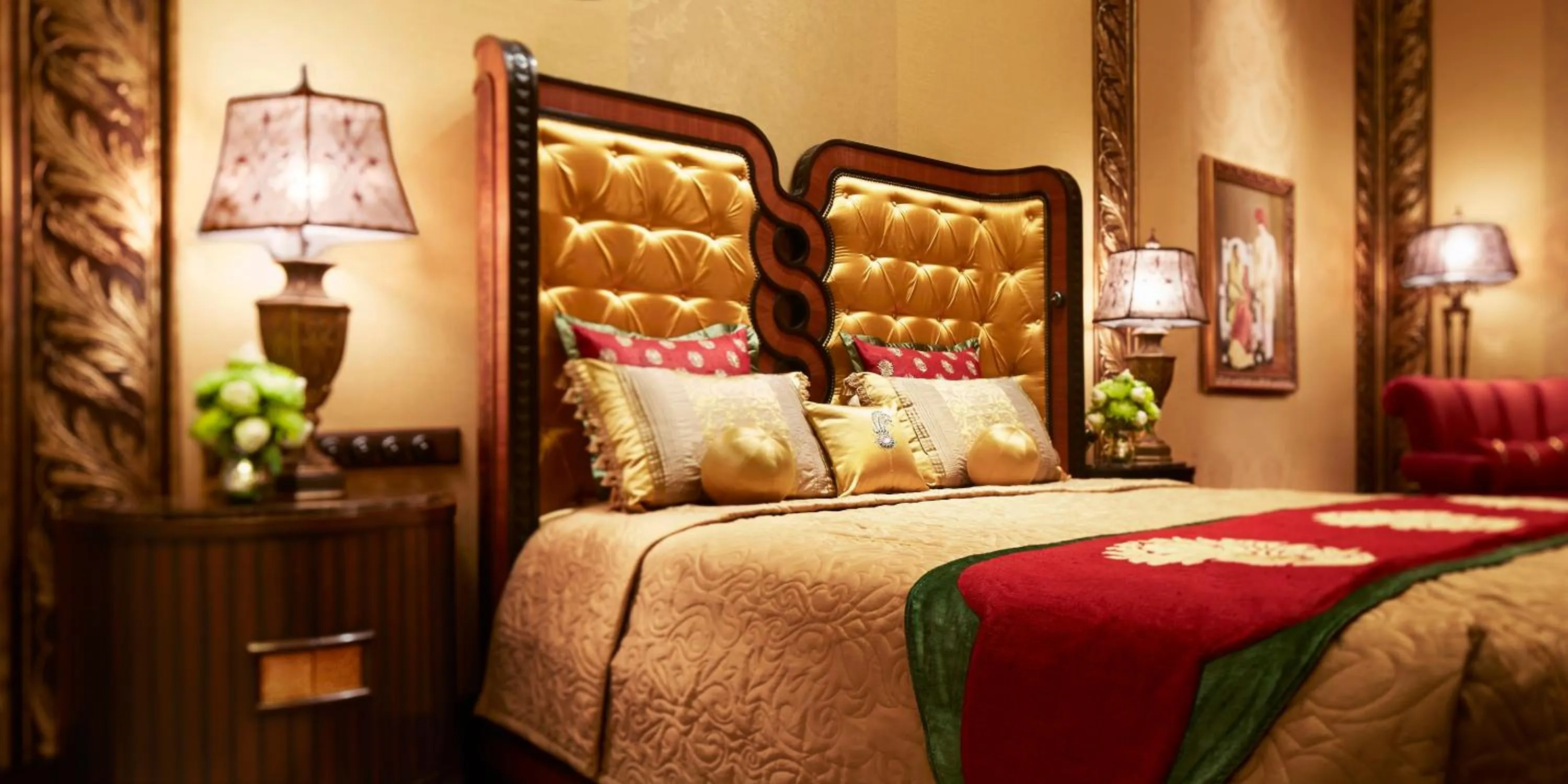 Bed in Rambagh Palace