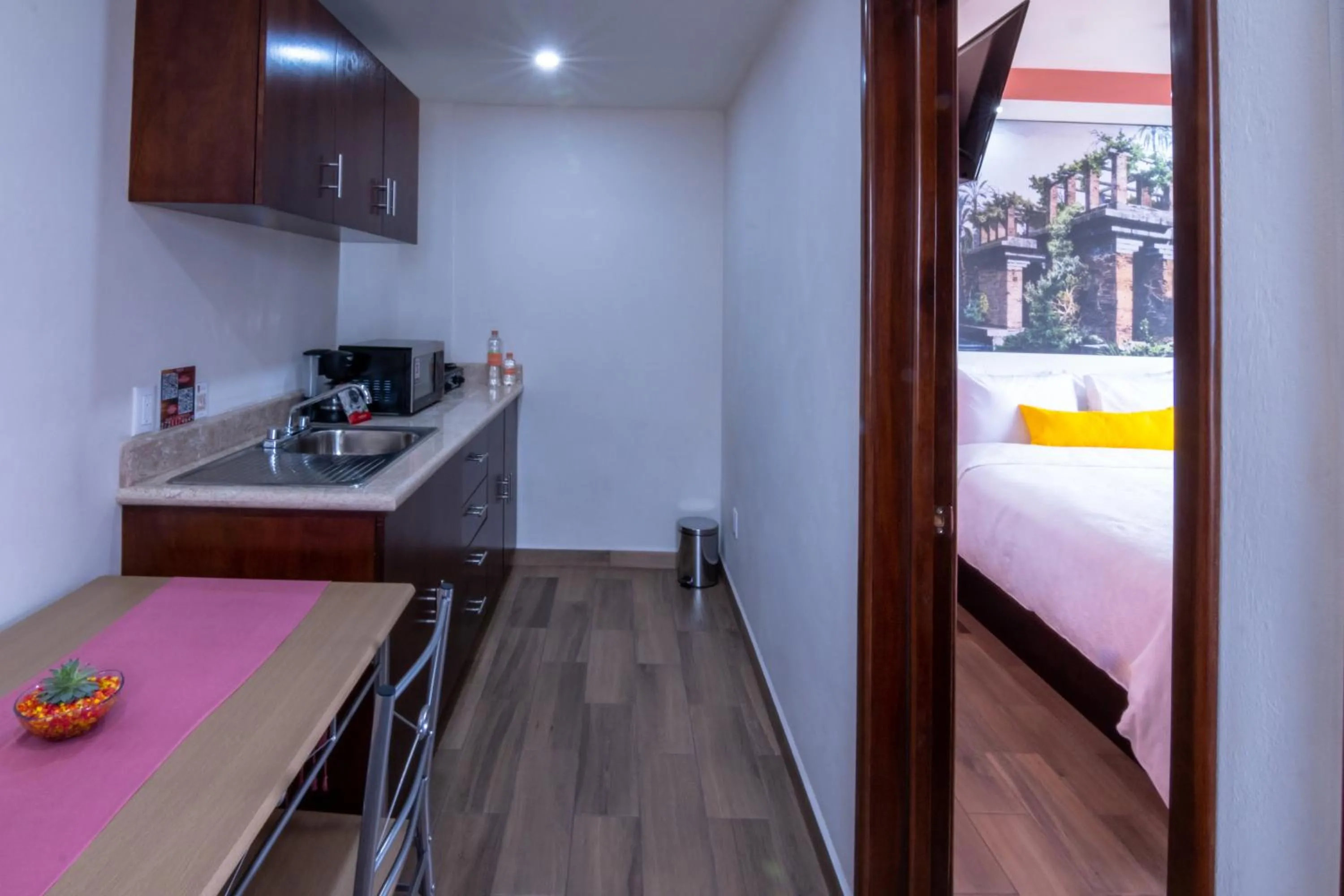Kitchen or kitchenette in Hotel Boutique Mardeka