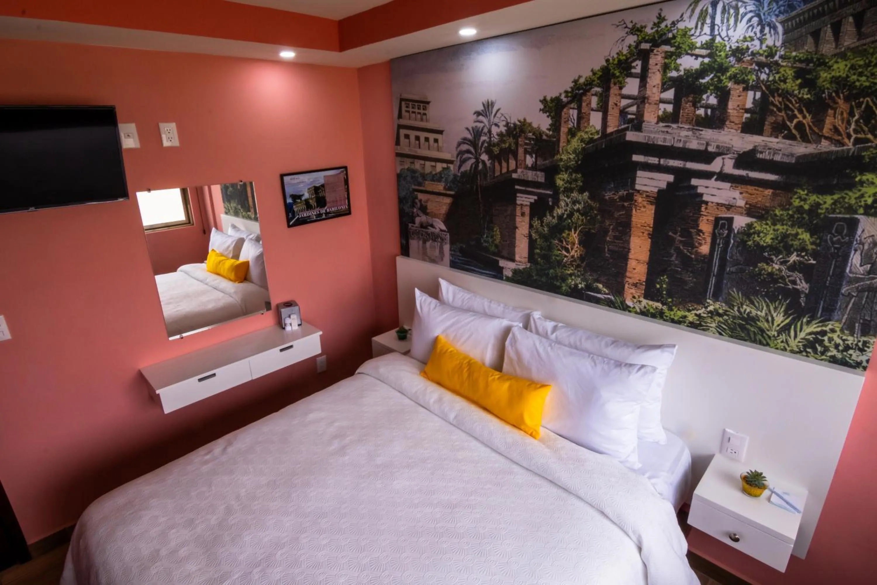 Bedroom, Bed in Hotel Boutique Mardeka