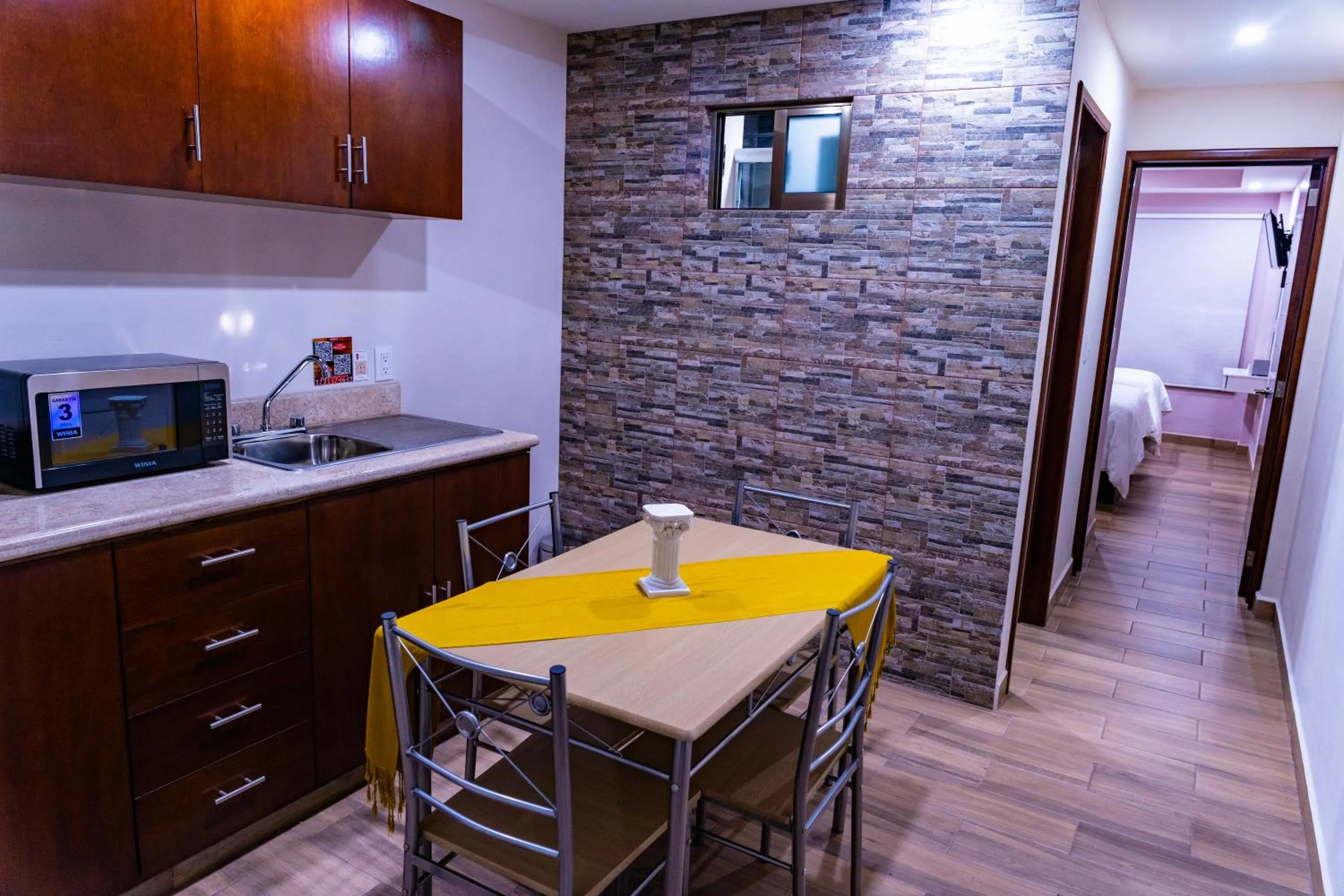 Kitchen or kitchenette in Hotel Boutique Mardeka