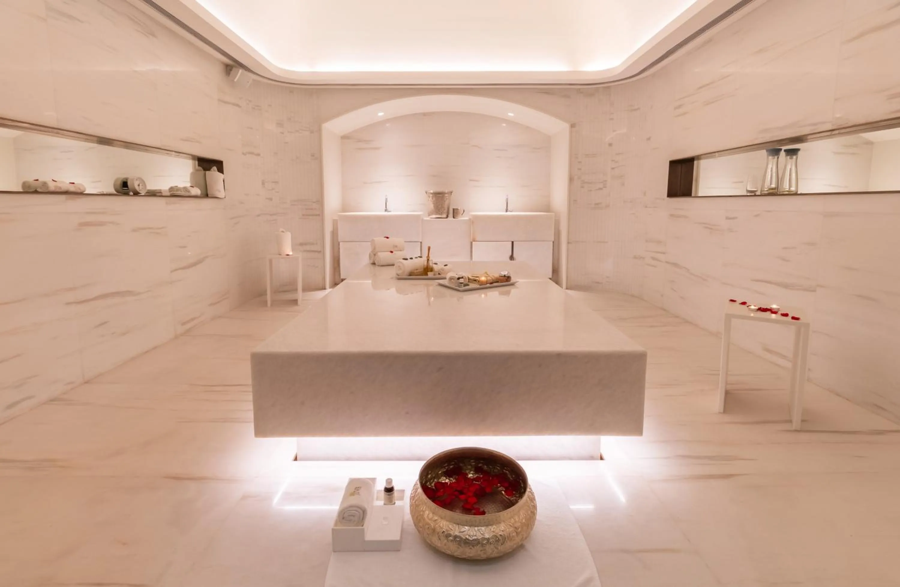 Steam room in The Taj Mahal Tower, Mumbai