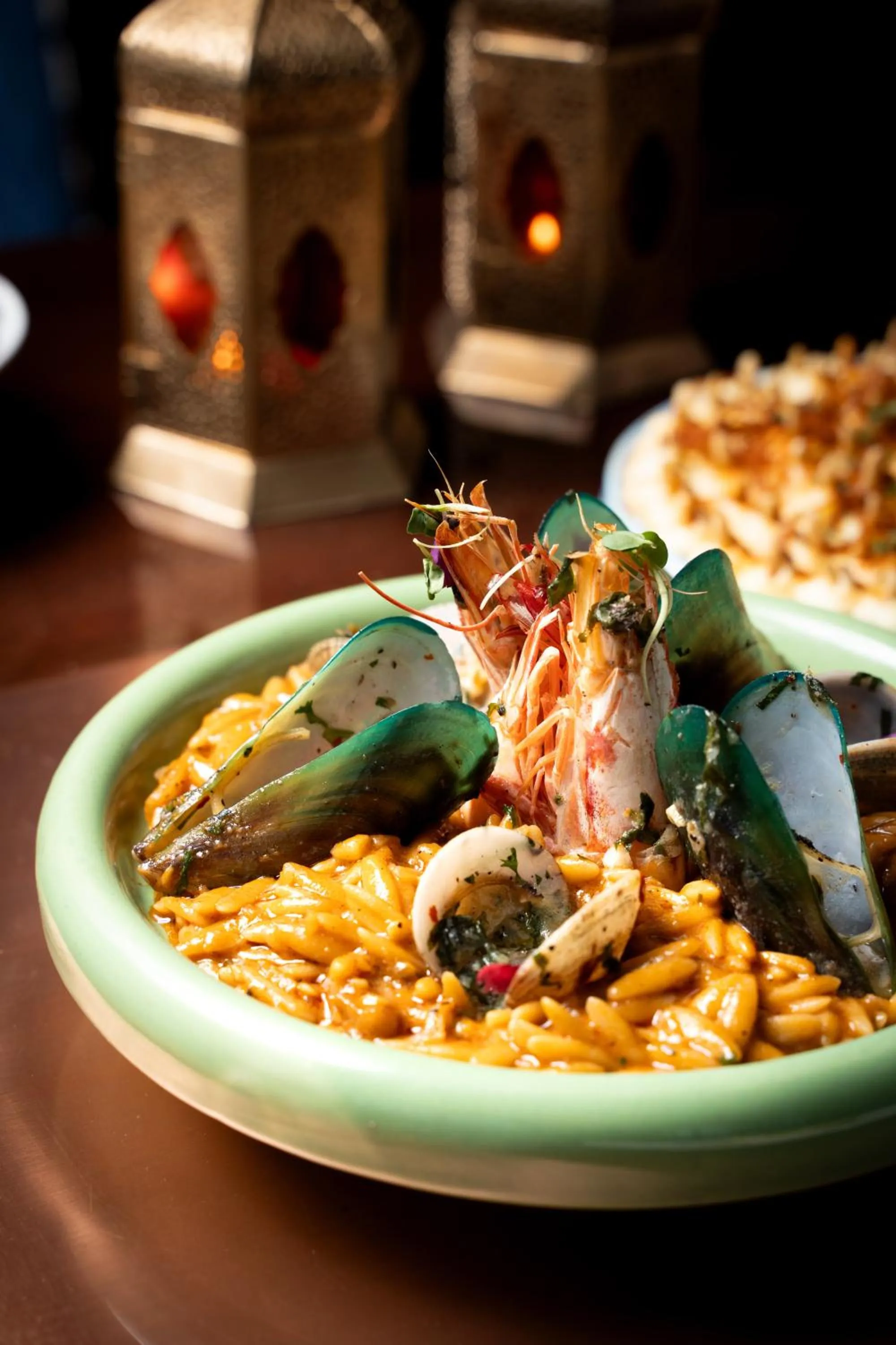 Restaurant/places to eat in The Taj Mahal Tower, Mumbai