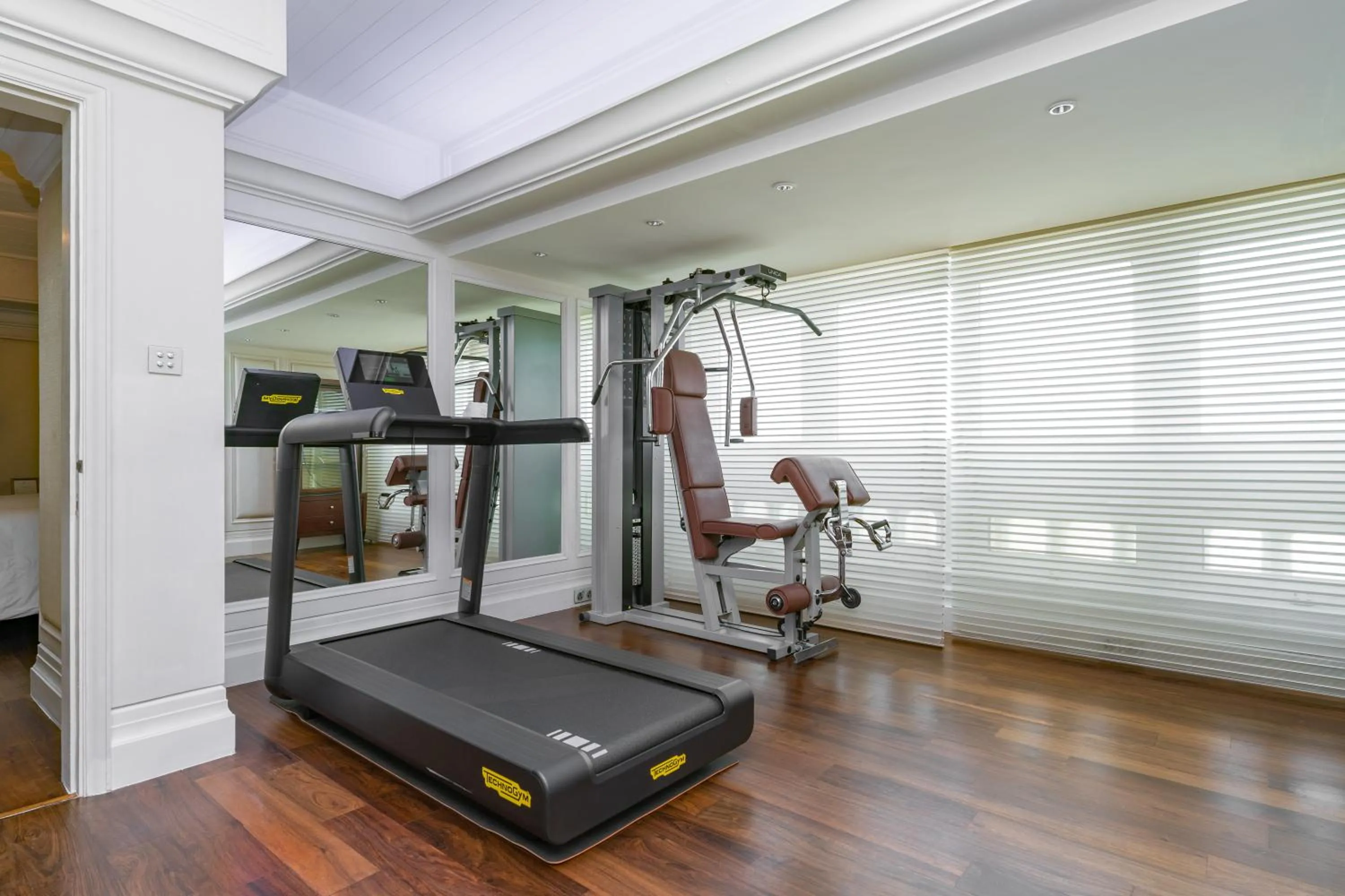 Fitness centre/facilities in The Taj Mahal Tower, Mumbai