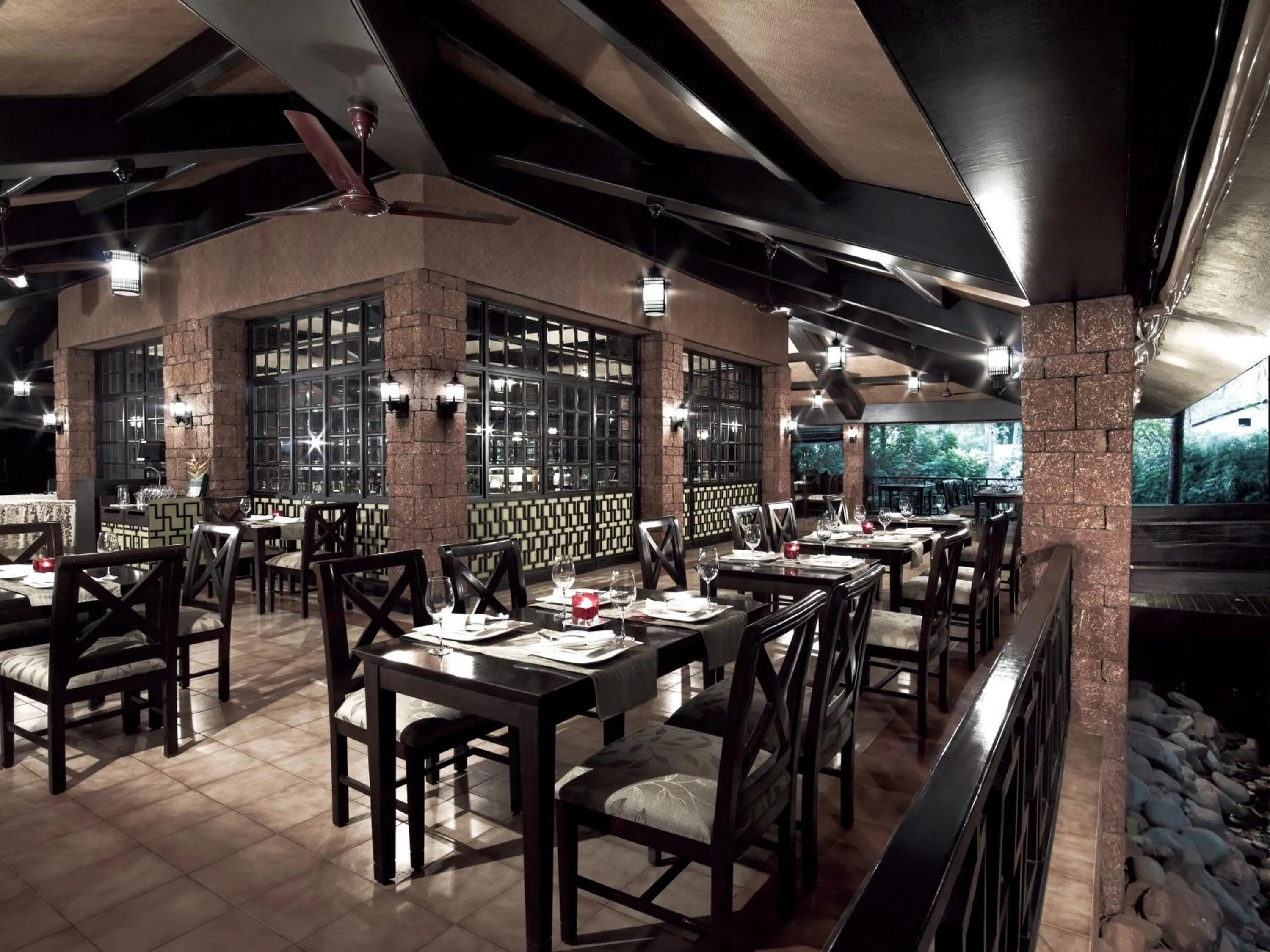 Restaurant/places to eat in Taj Holiday Village Resort & Spa, Goa