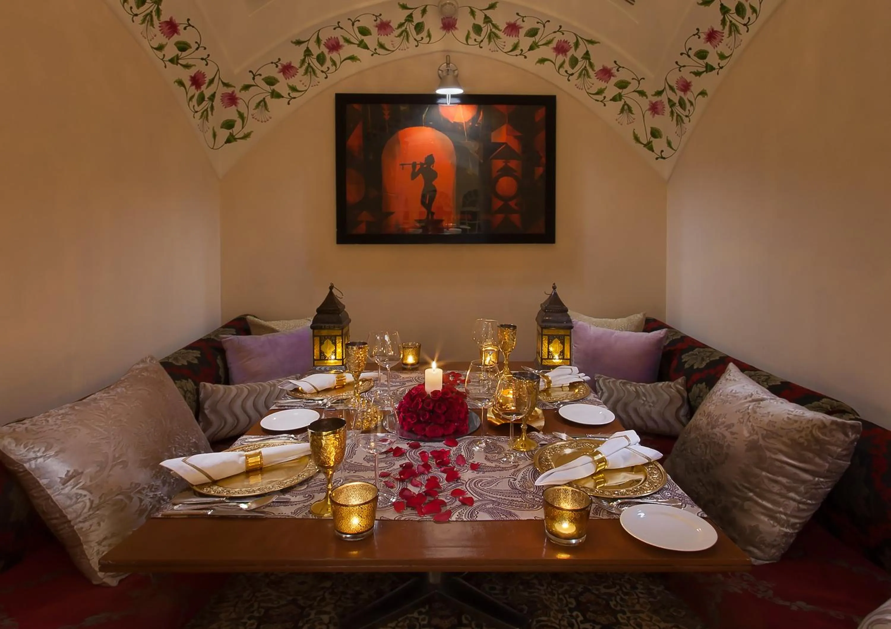 Restaurant/places to eat in Jai Mahal Palace