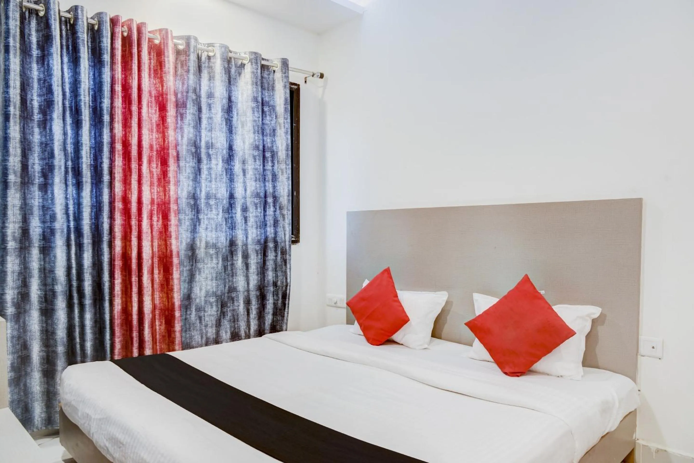 Bedroom, Bed in Super Hotel O Bine Venue