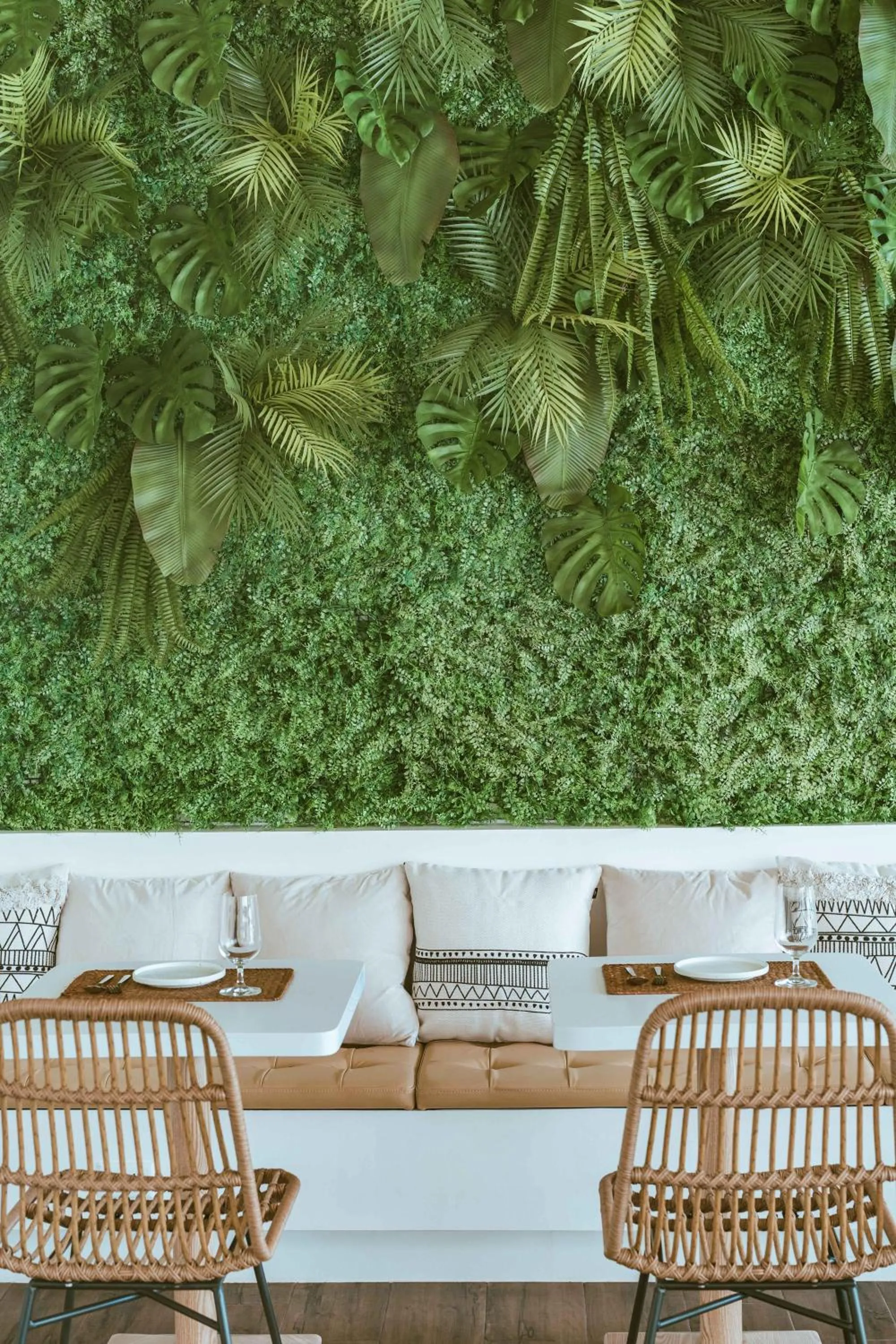 Restaurant/places to eat in Ultra Mint Resort