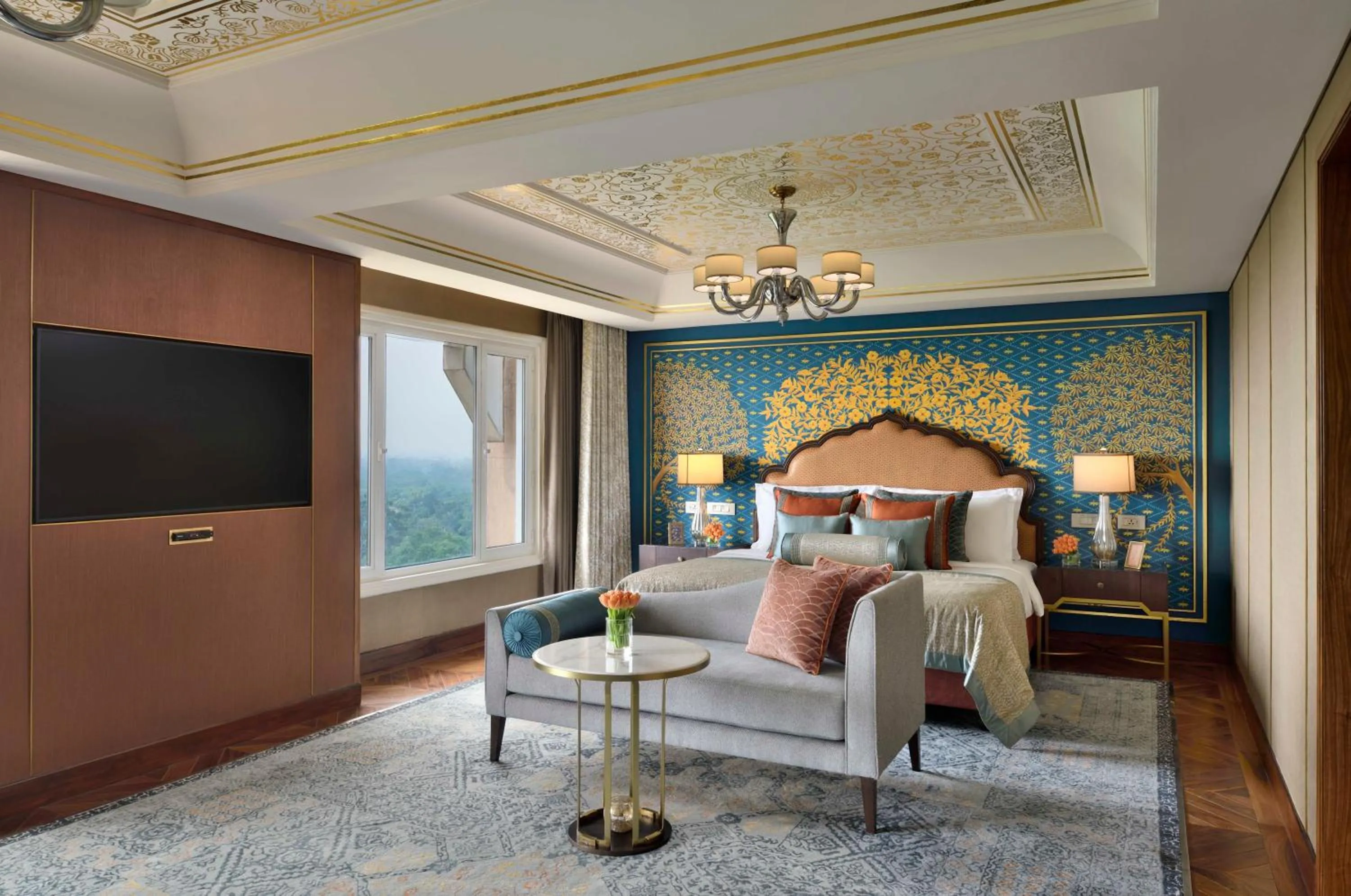 Photo of the whole room, Bed in Taj Mahal, New Delhi