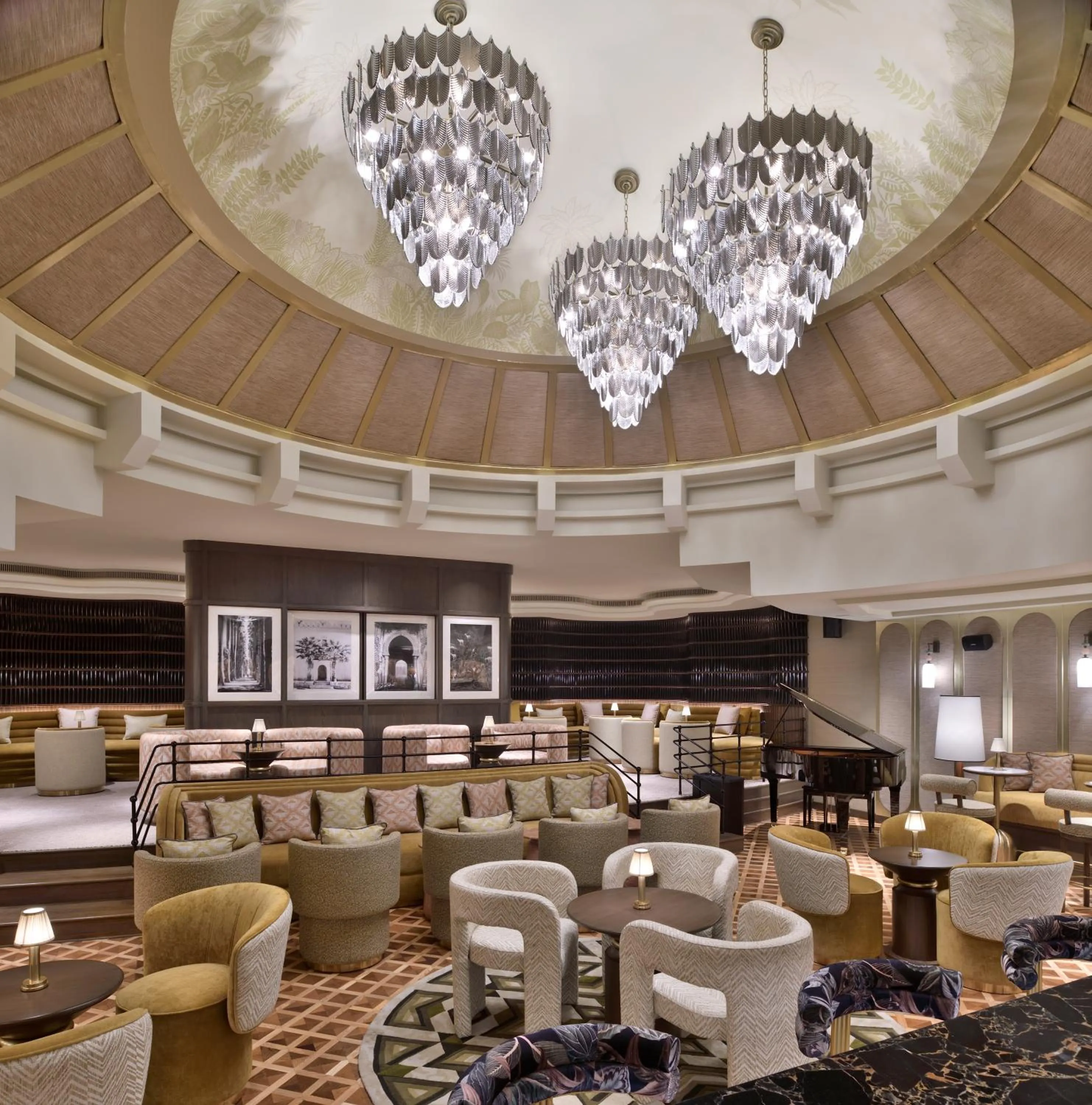 Restaurant/places to eat in Taj Mahal, New Delhi