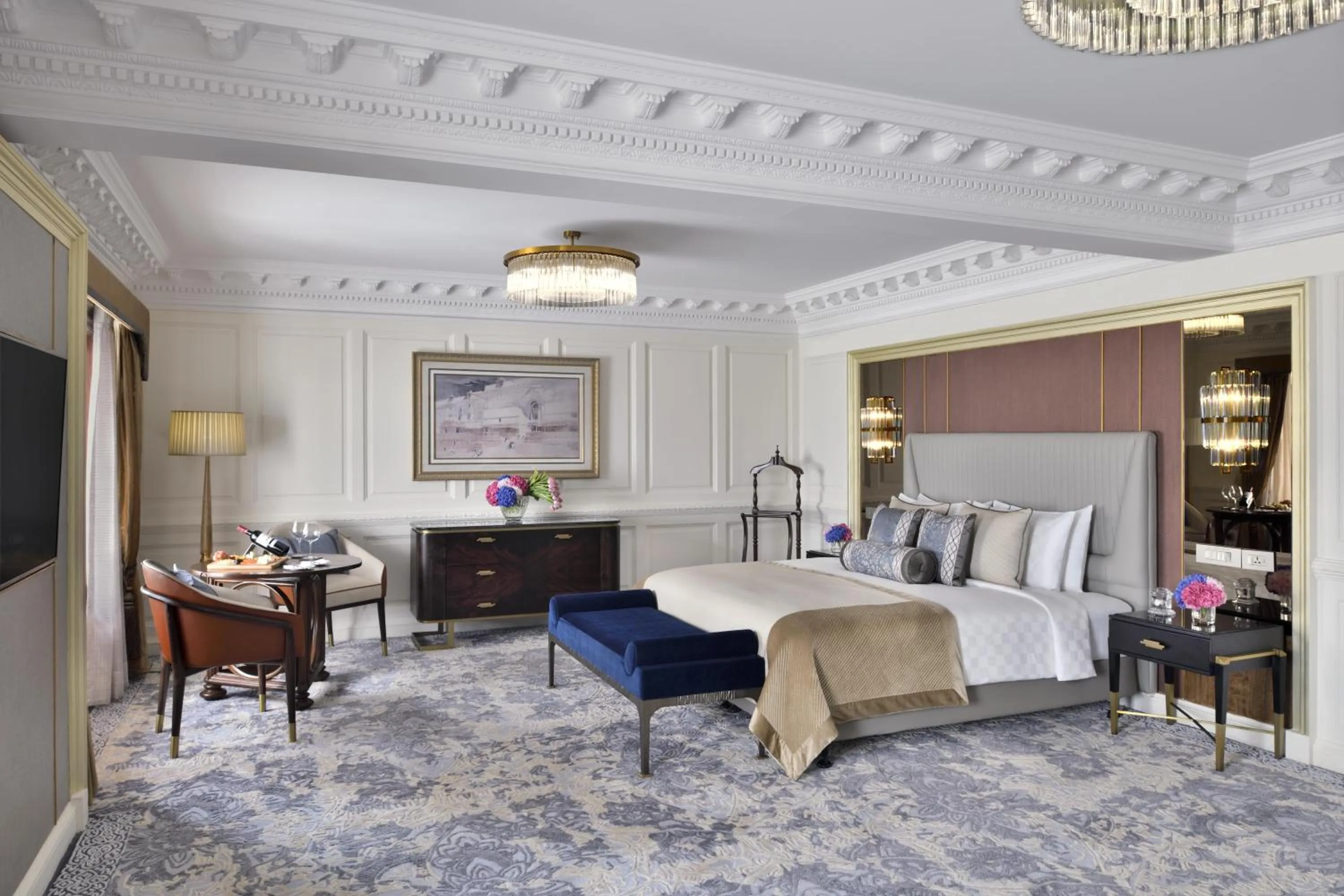 Bedroom, Bed in Taj Mahal, New Delhi