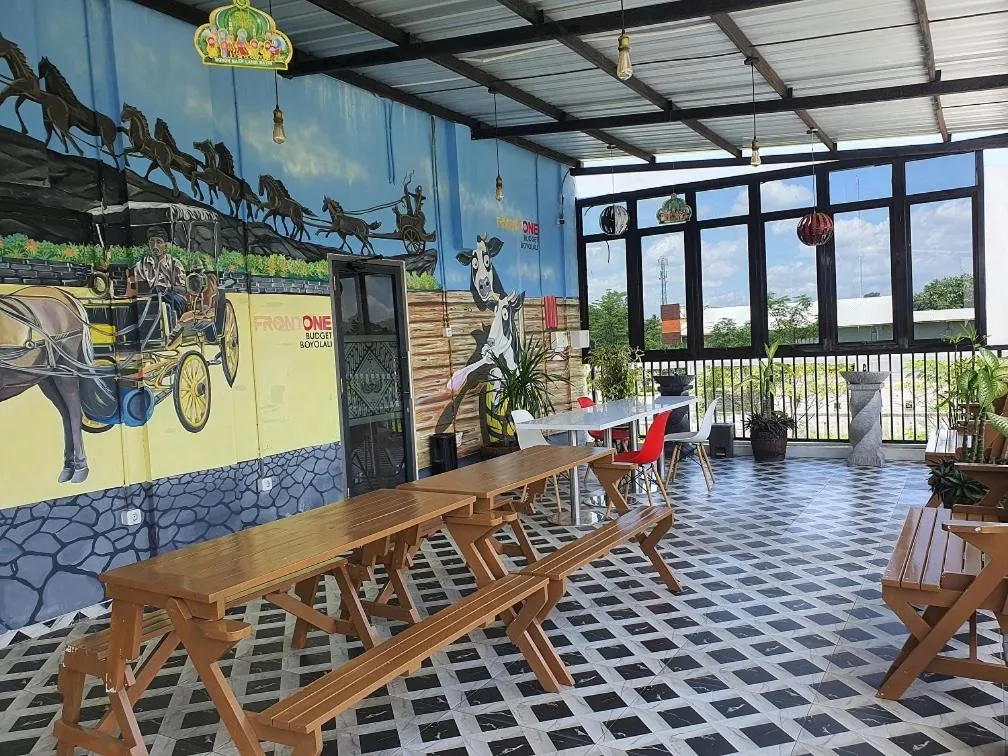 Front One Budget Boyolali