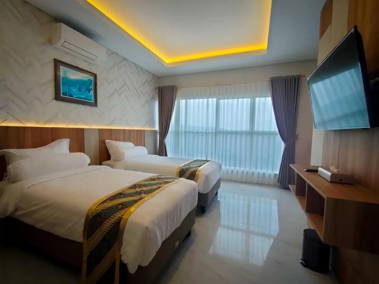 Bed in Front One Budget Boyolali