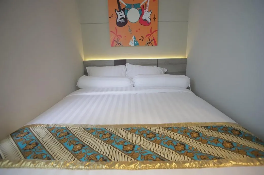 Bed in Front One Budget Boyolali