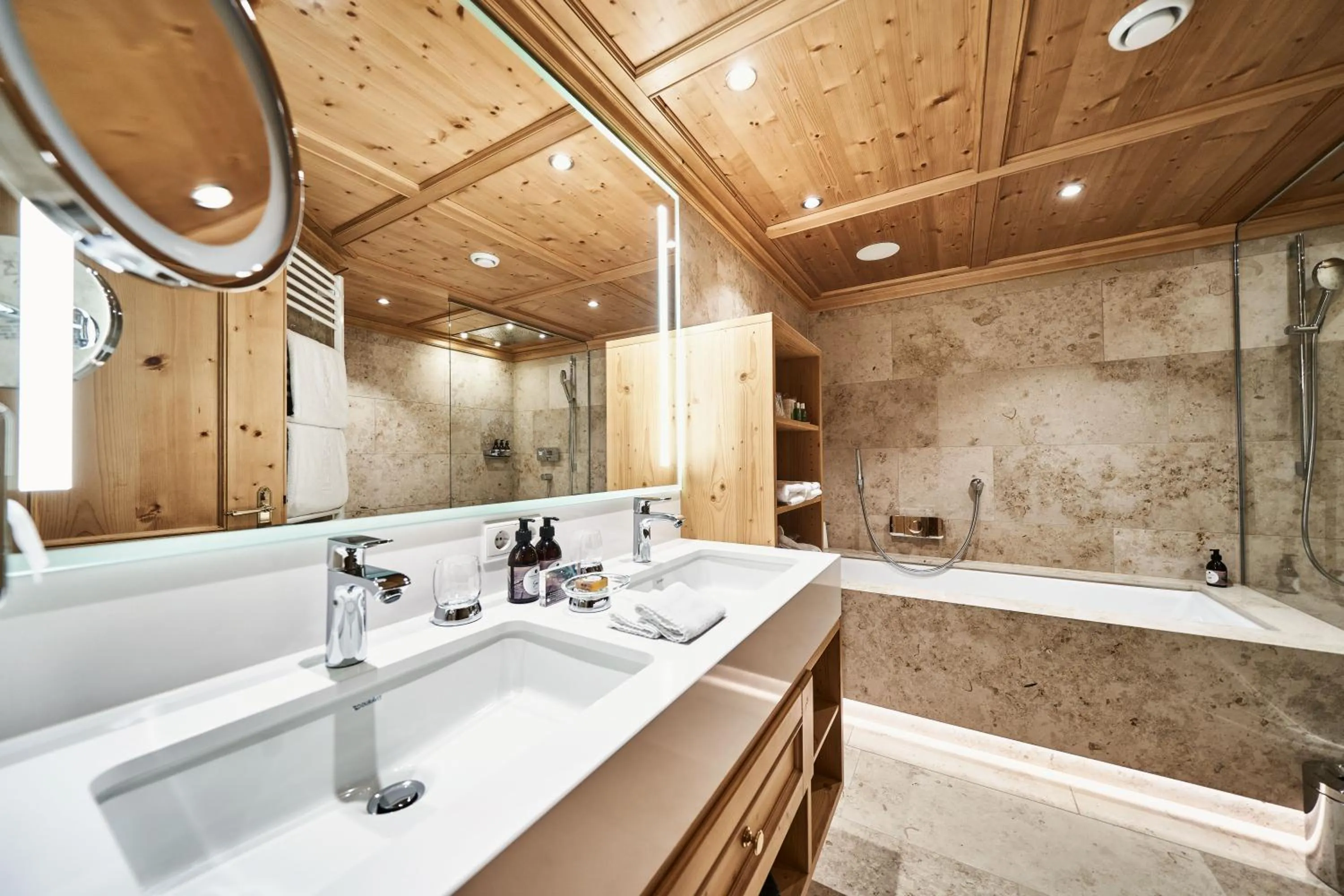 Shower in Burg Vital Resort