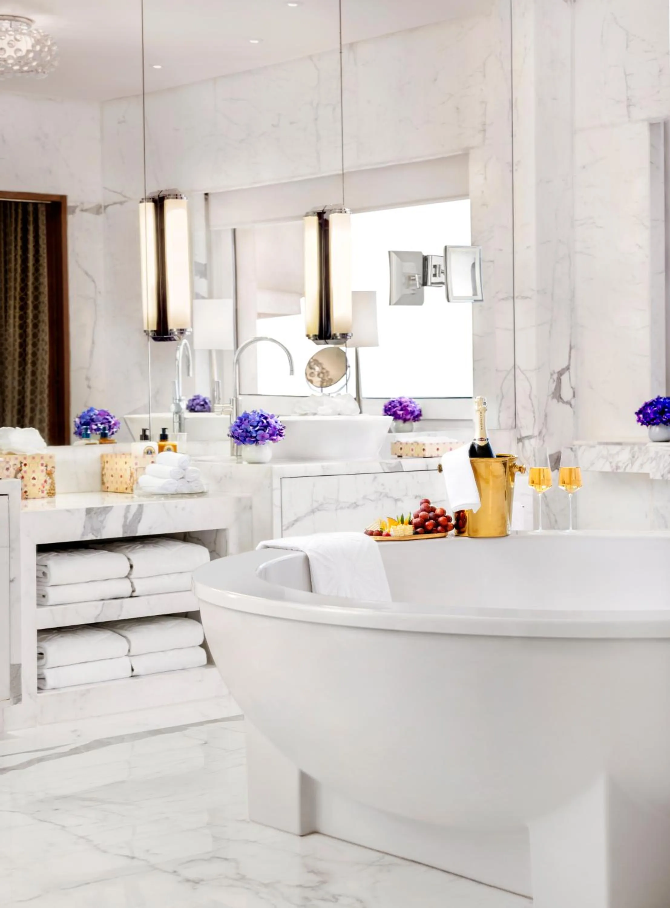 Bathroom in Taj Palace, New Delhi