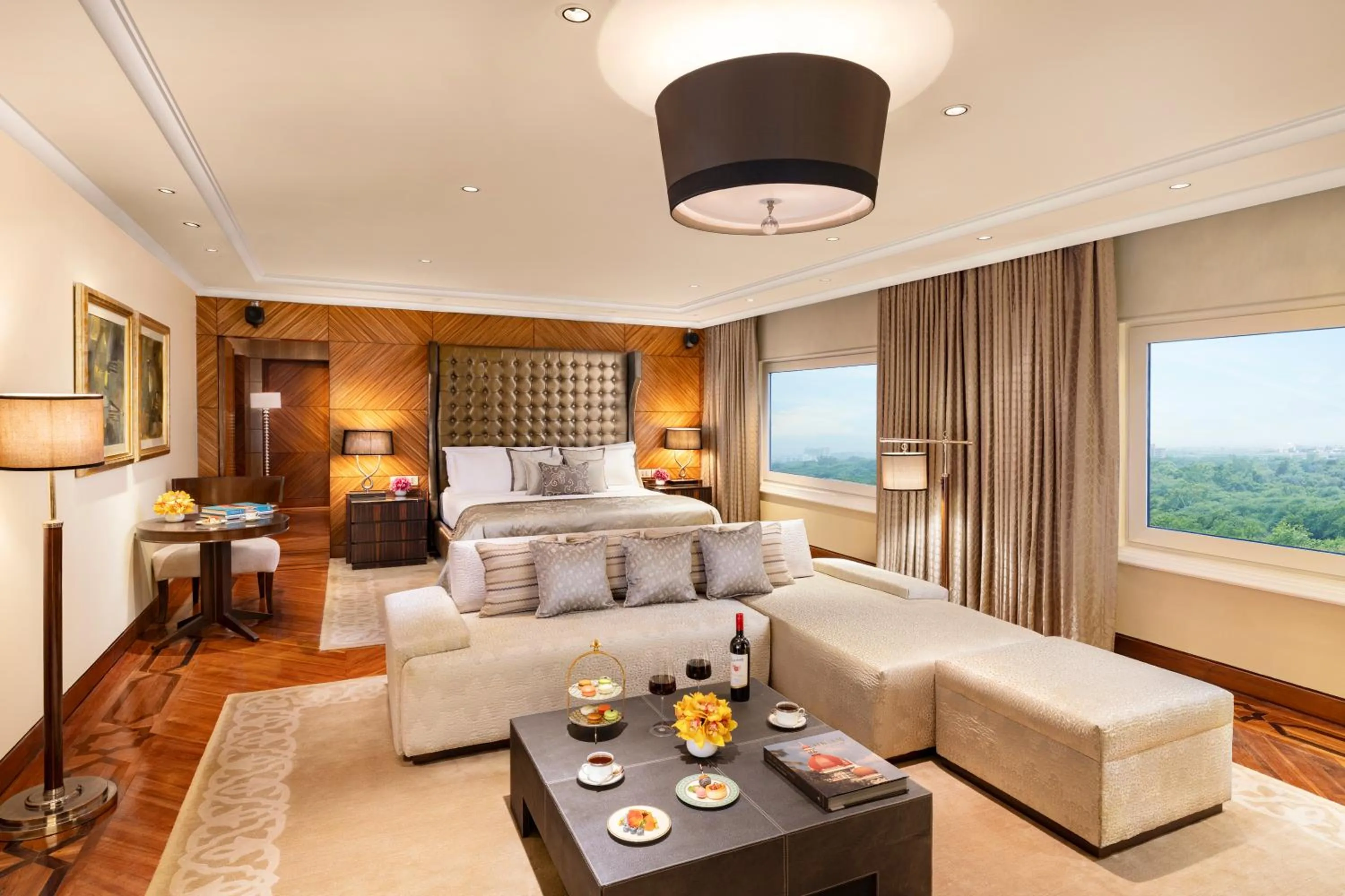 Living room in Taj Palace, New Delhi