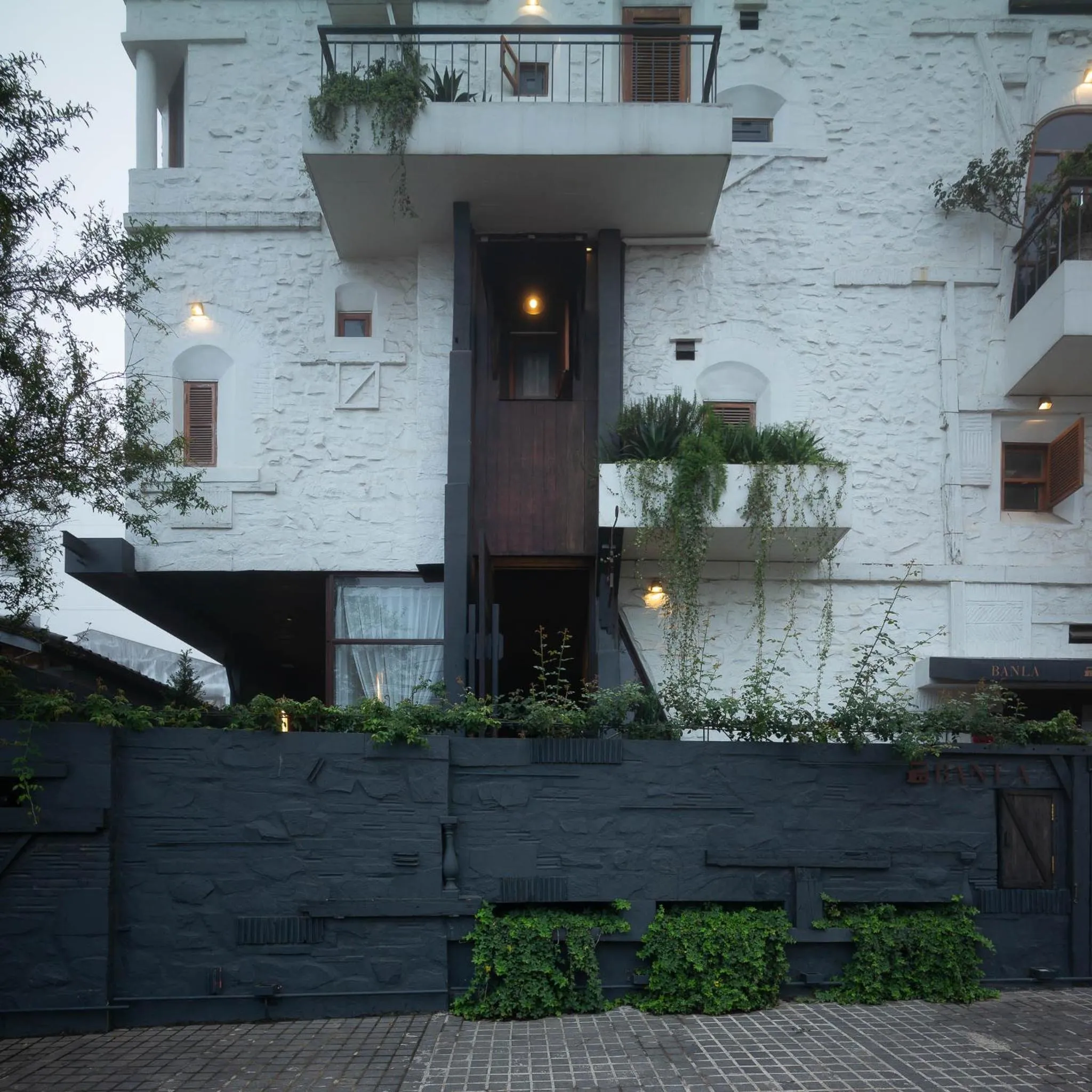 Property building in Banla Boutique Hotel