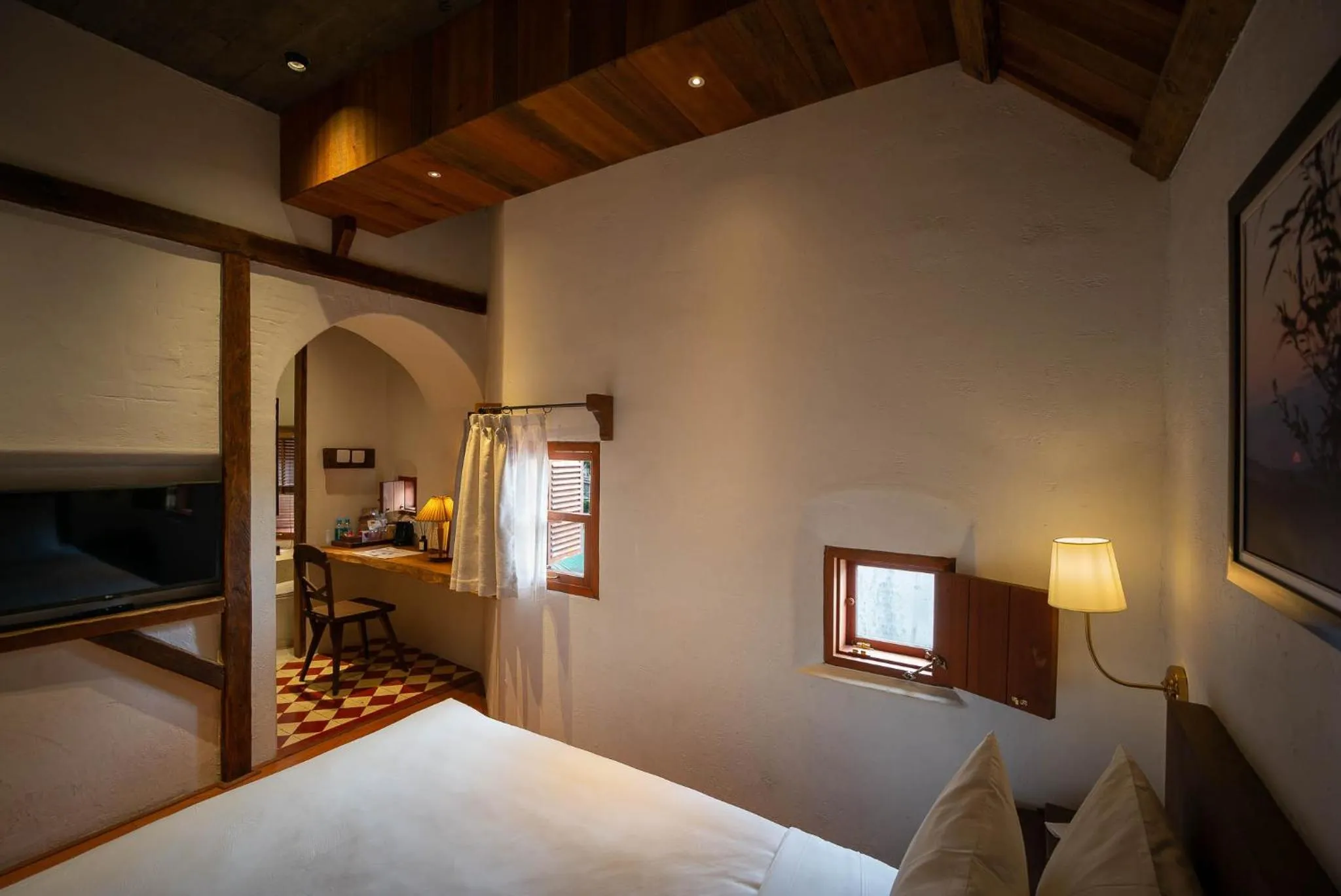 Photo of the whole room, Bed in Banla Boutique Hotel