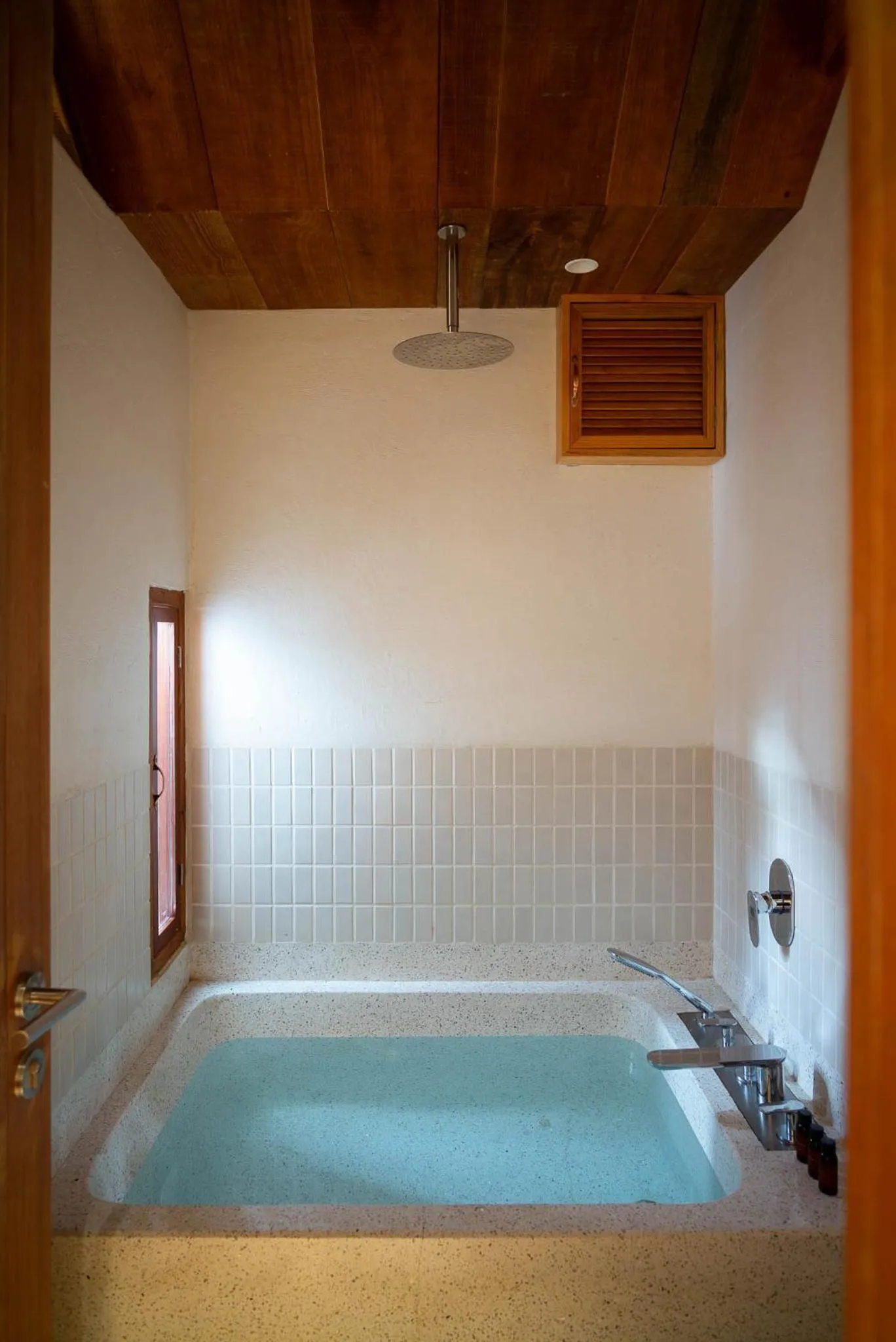 Hot Tub in Banla Boutique Hotel