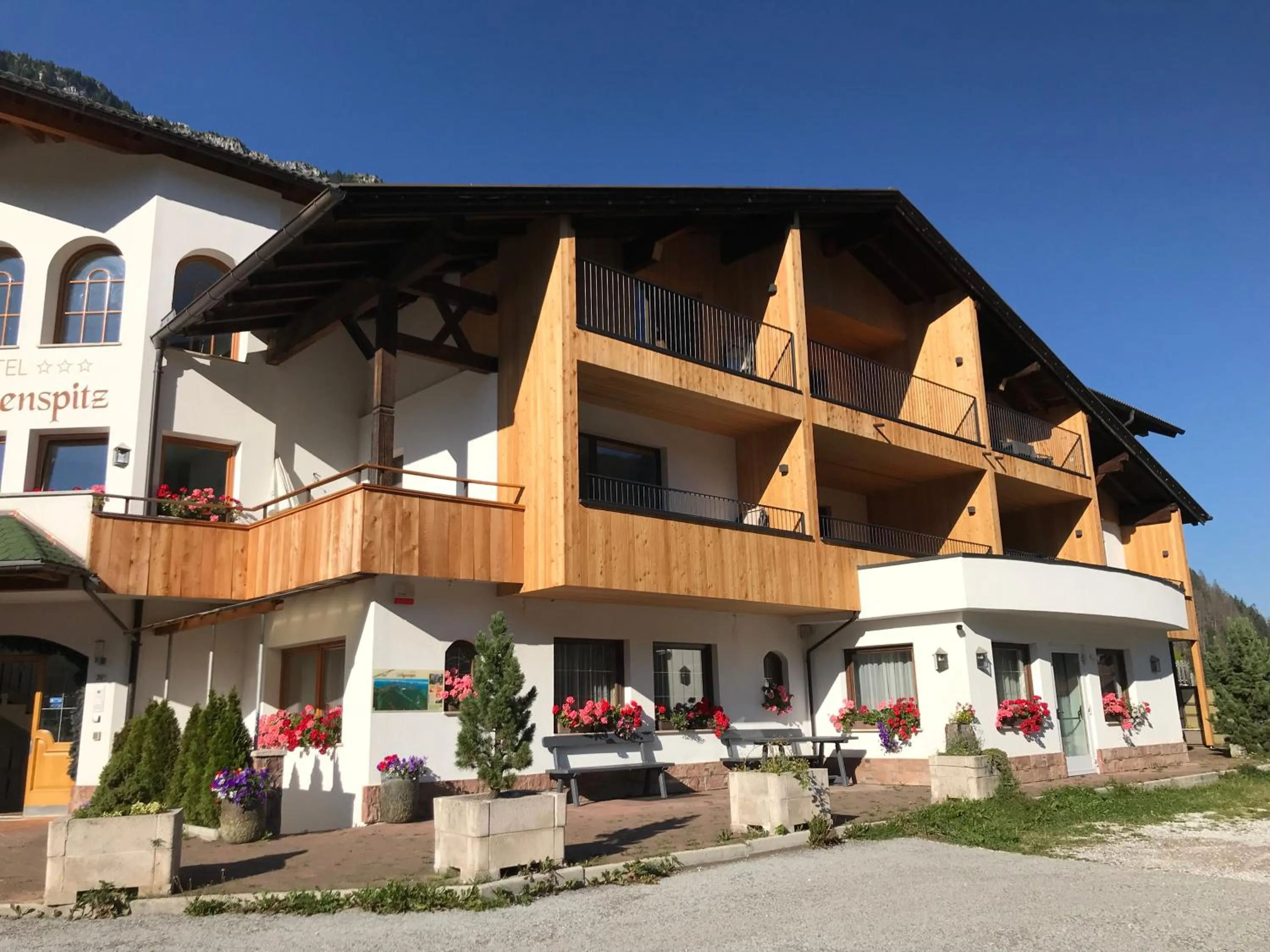 Property building in Alpenspitz Appartements - Garni - B&B