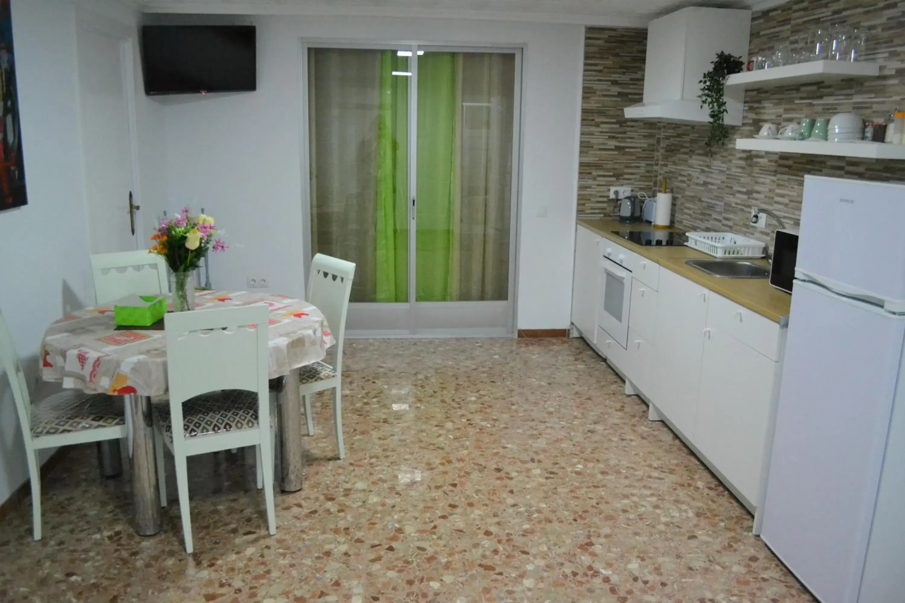 Superb 1 Bedroom with Gallery CB7EV Superb 1 Bedroom with Gallery CB7EV
