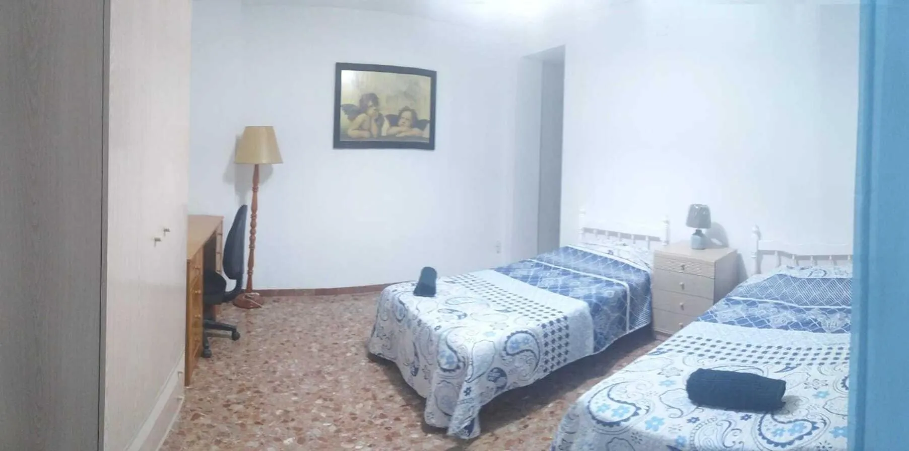 Other, Bed in A Beautiful spacious Two Bedroom Apartment CB8EV