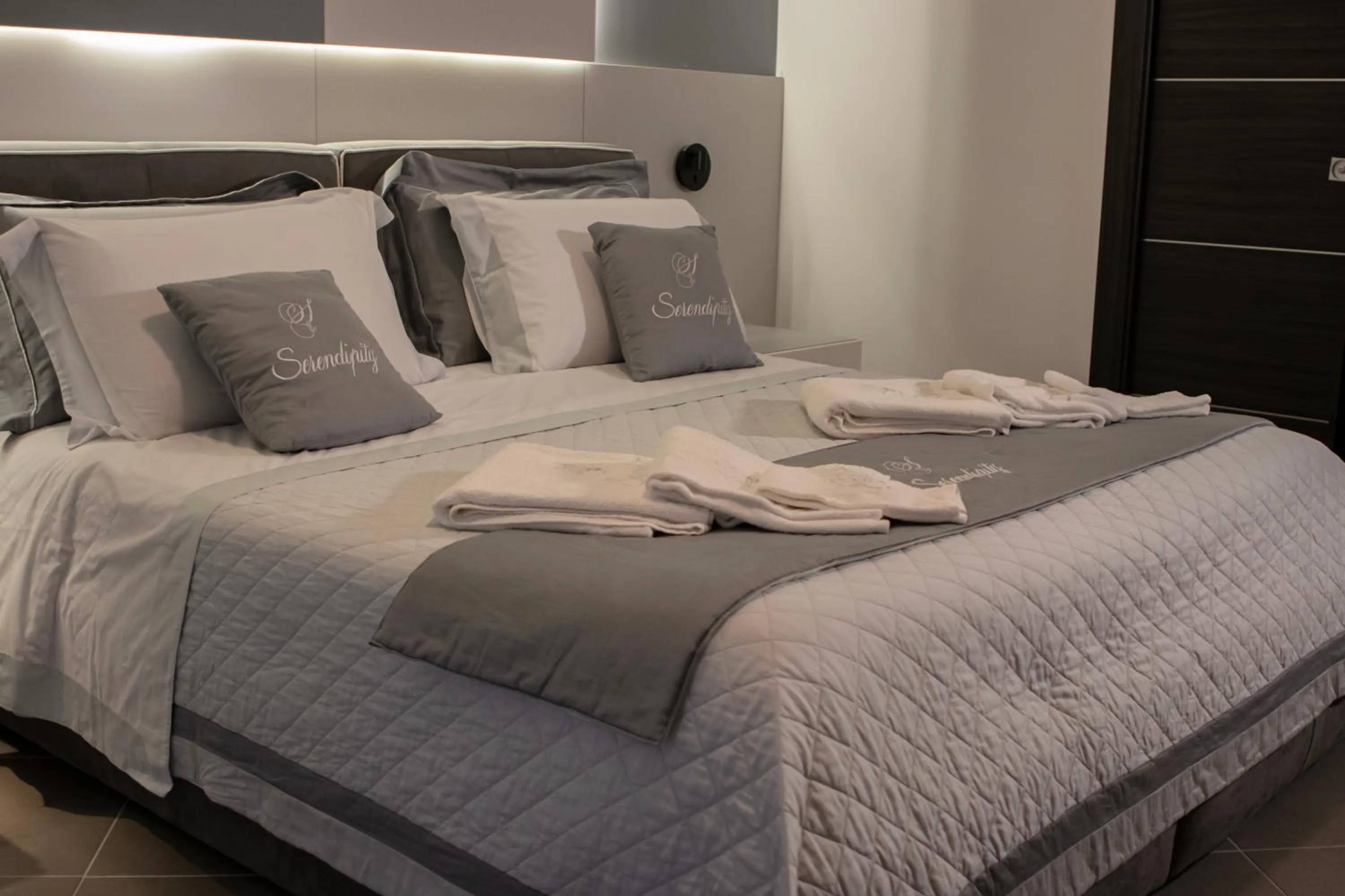 Bedroom, Bed in Serendipity B&B