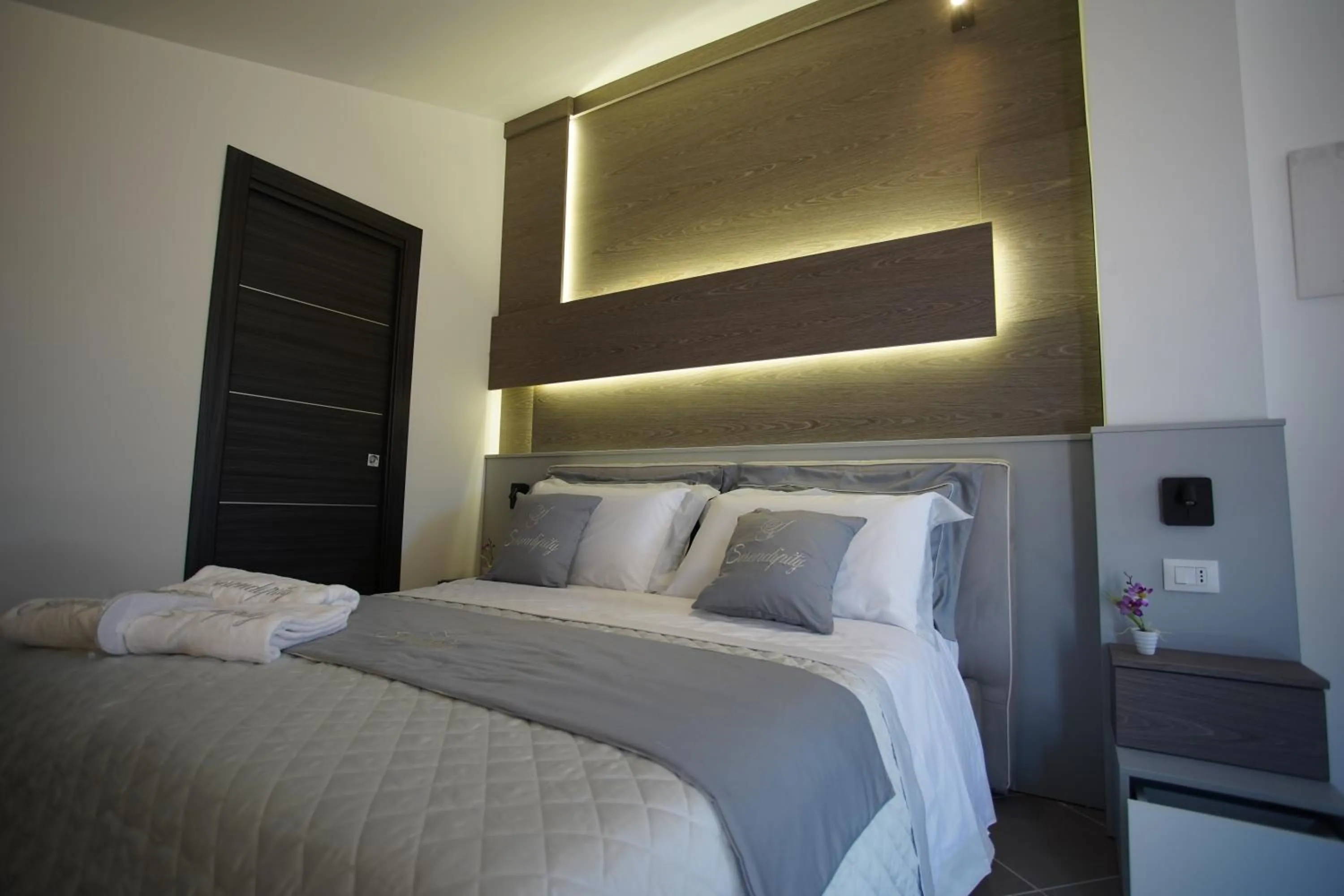 Bed in Serendipity B&B