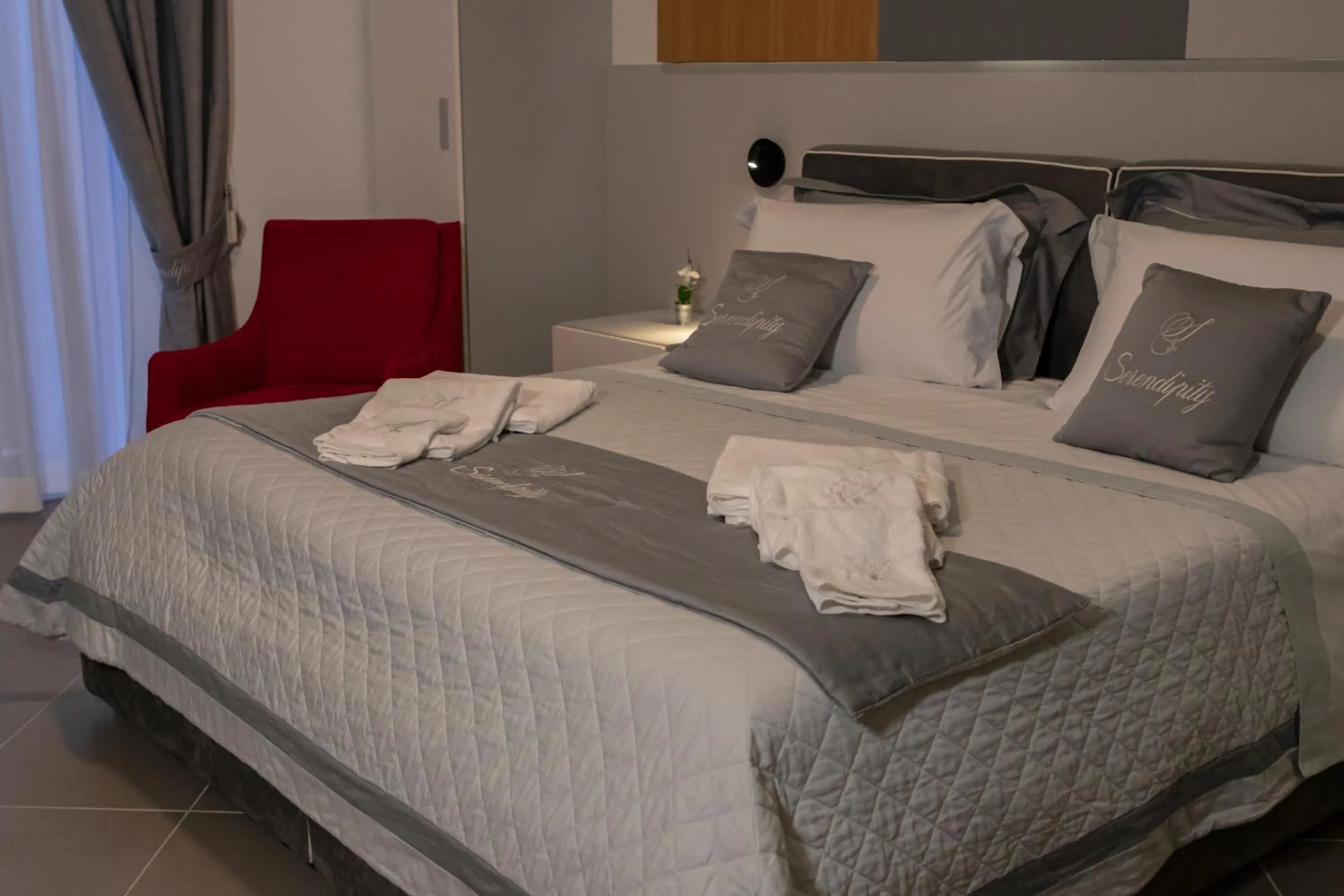 Bedroom, Bed in Serendipity B&B