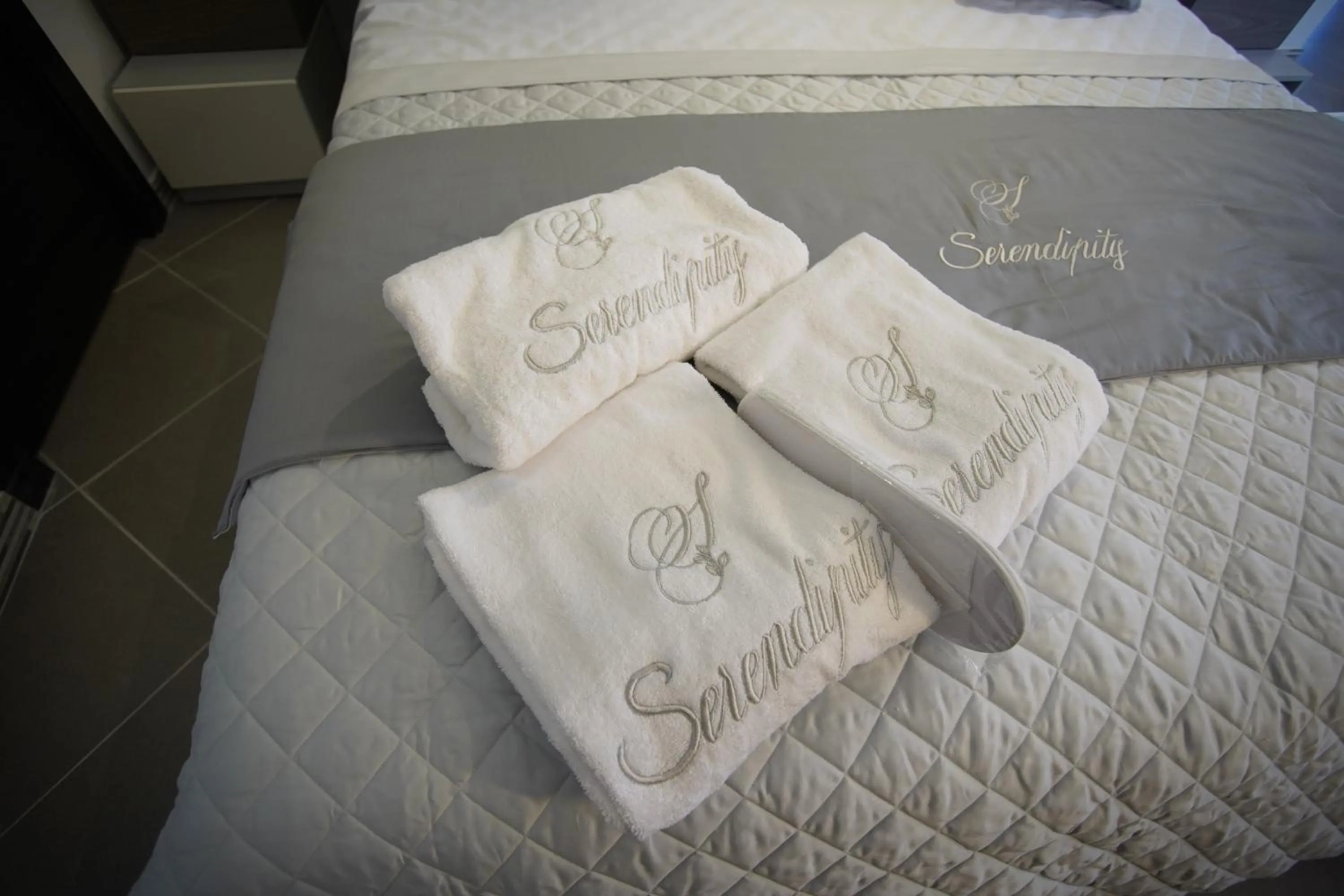 Bed in Serendipity B&B