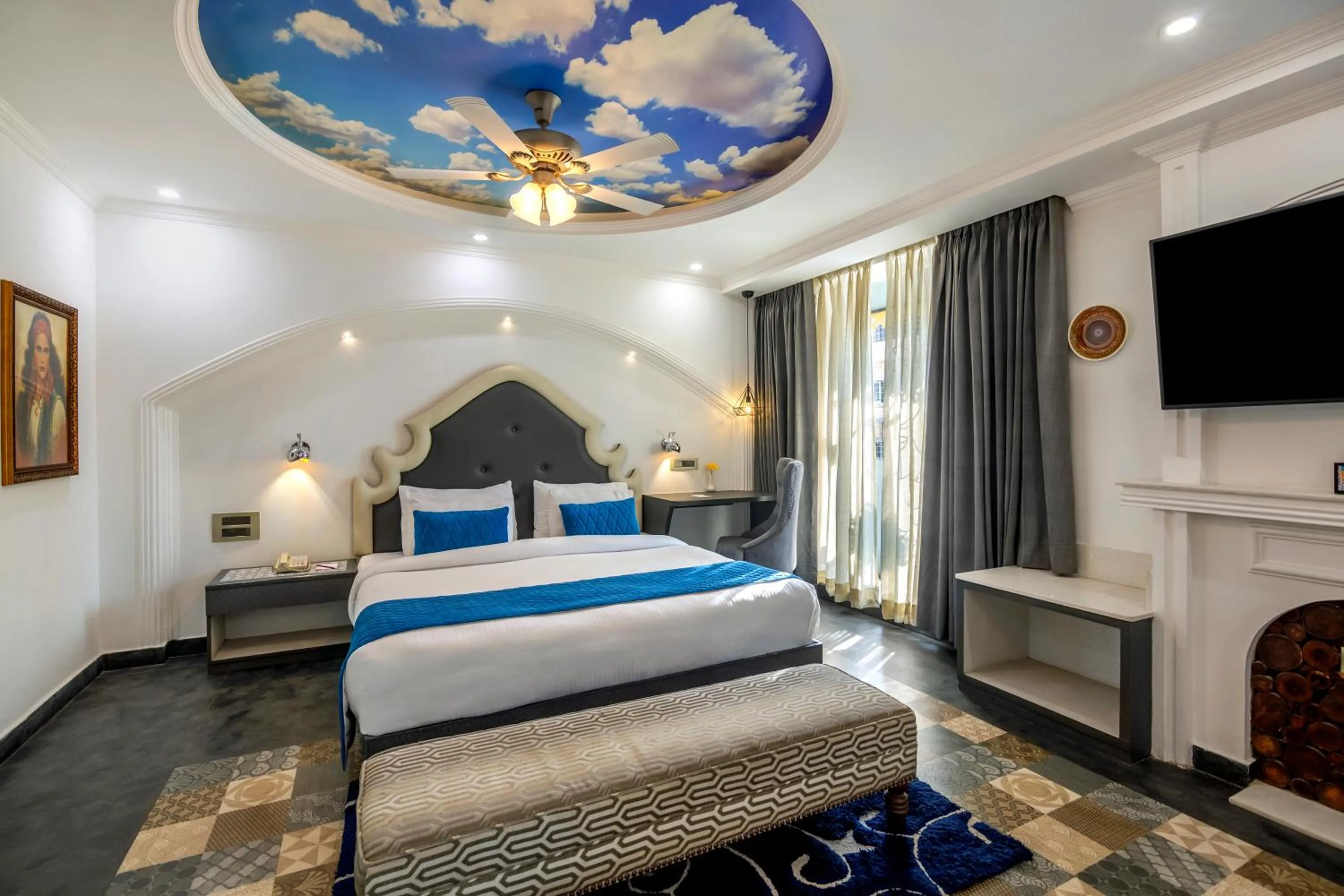 Bed in Sterling Marbella Dehradun