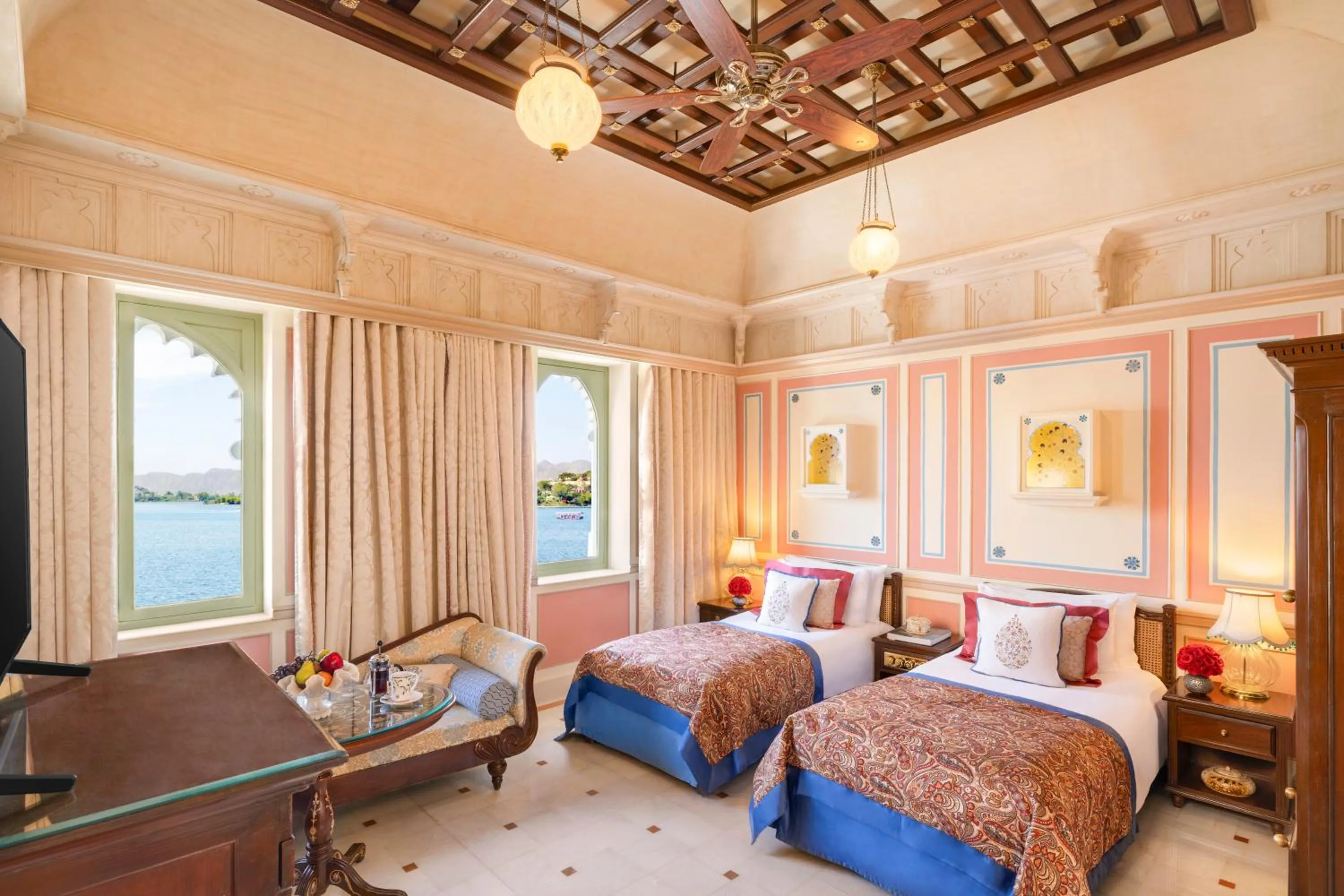 Bedroom, Bed in Taj Lake Palace Udaipur