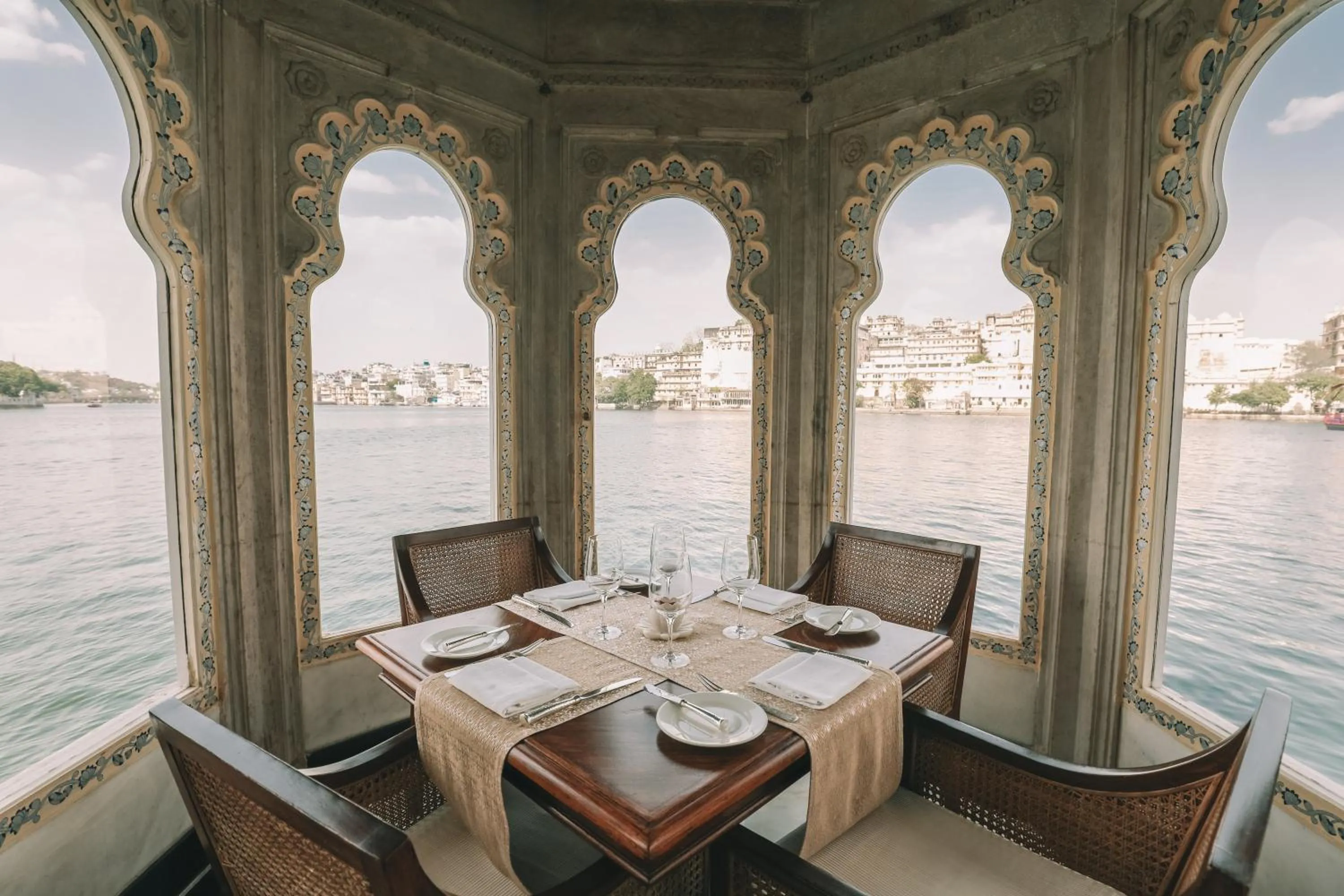 Restaurant/places to eat in Taj Lake Palace Udaipur