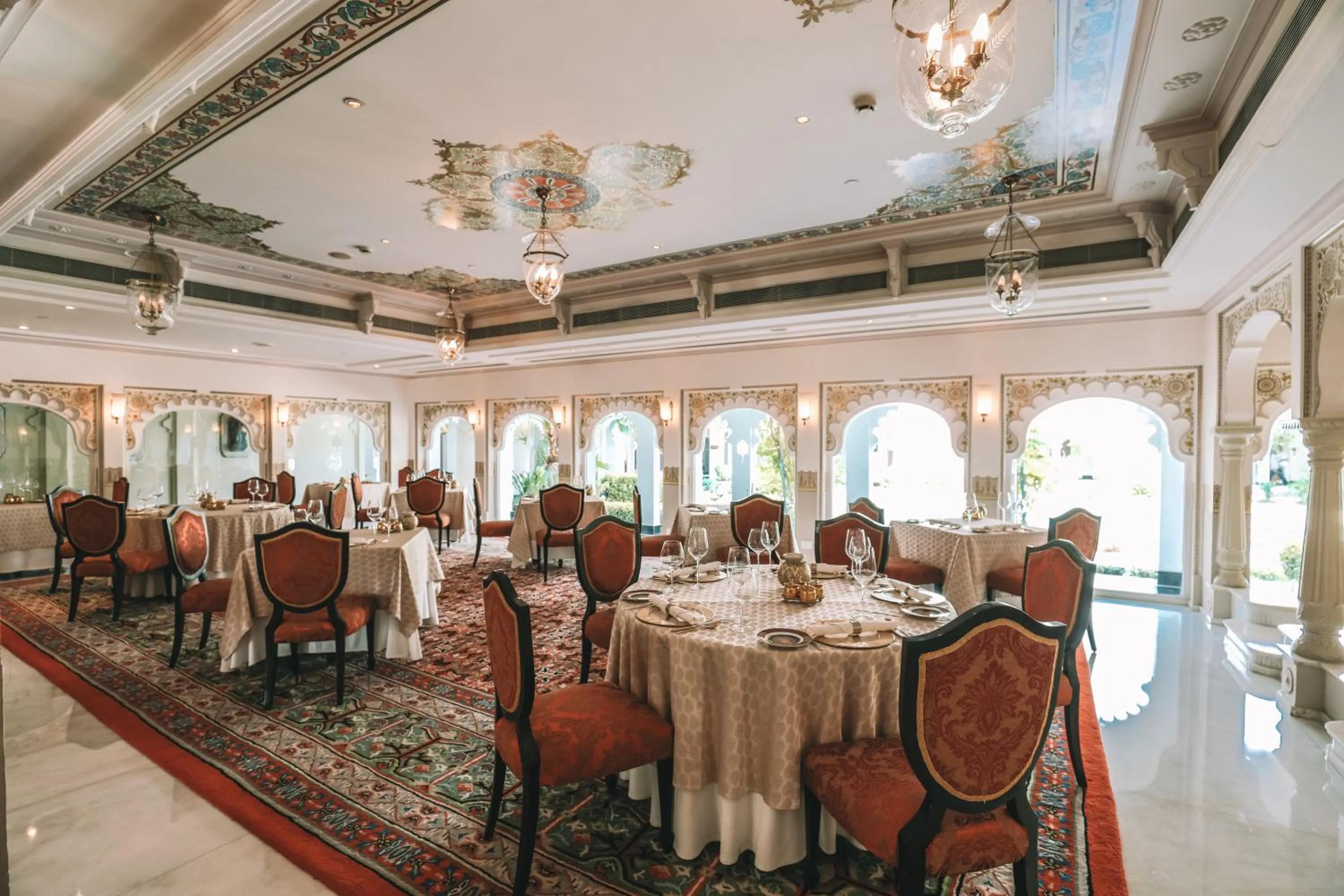 Restaurant/places to eat in Taj Lake Palace Udaipur