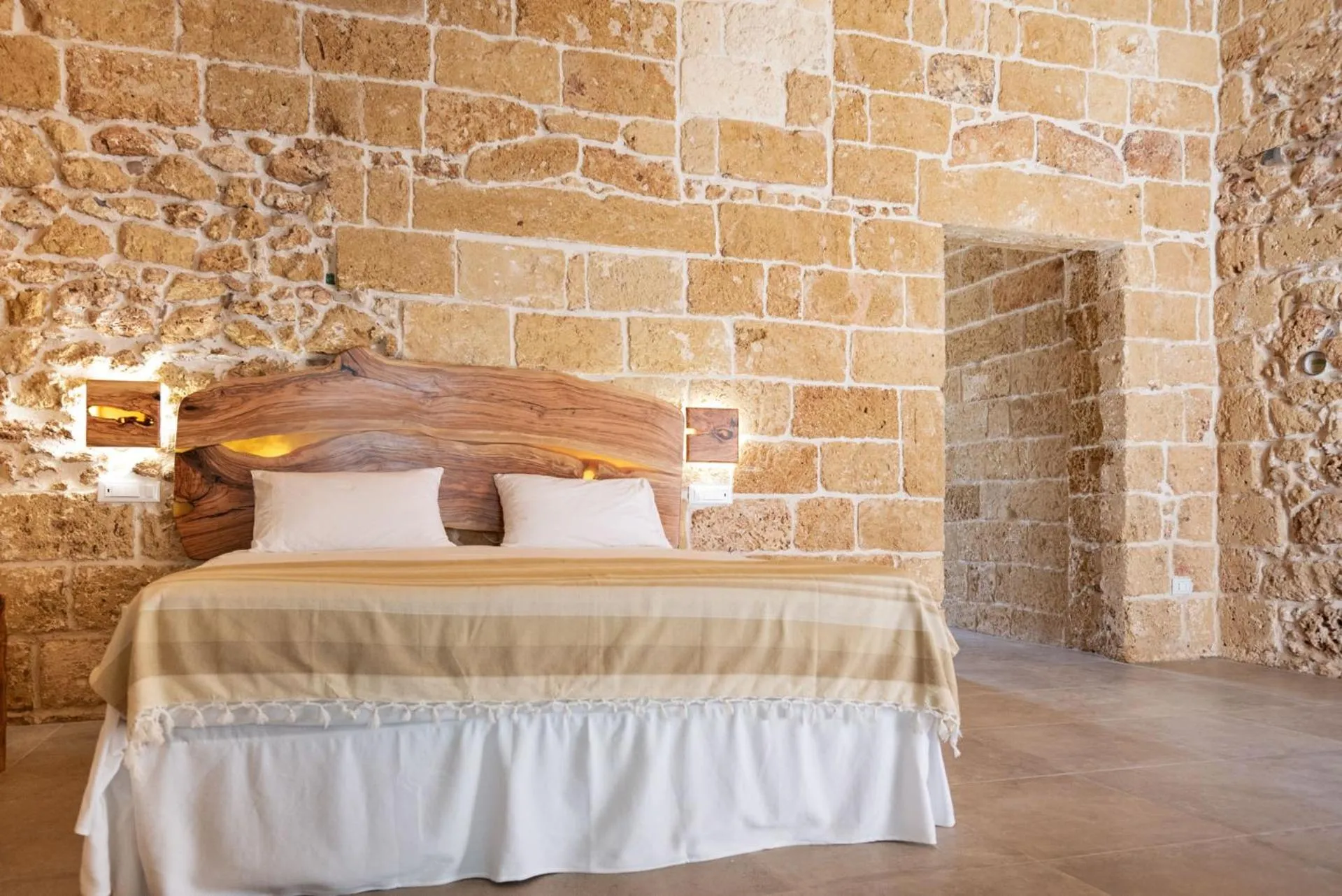 Bedroom, Bed in Don Fernando 1938